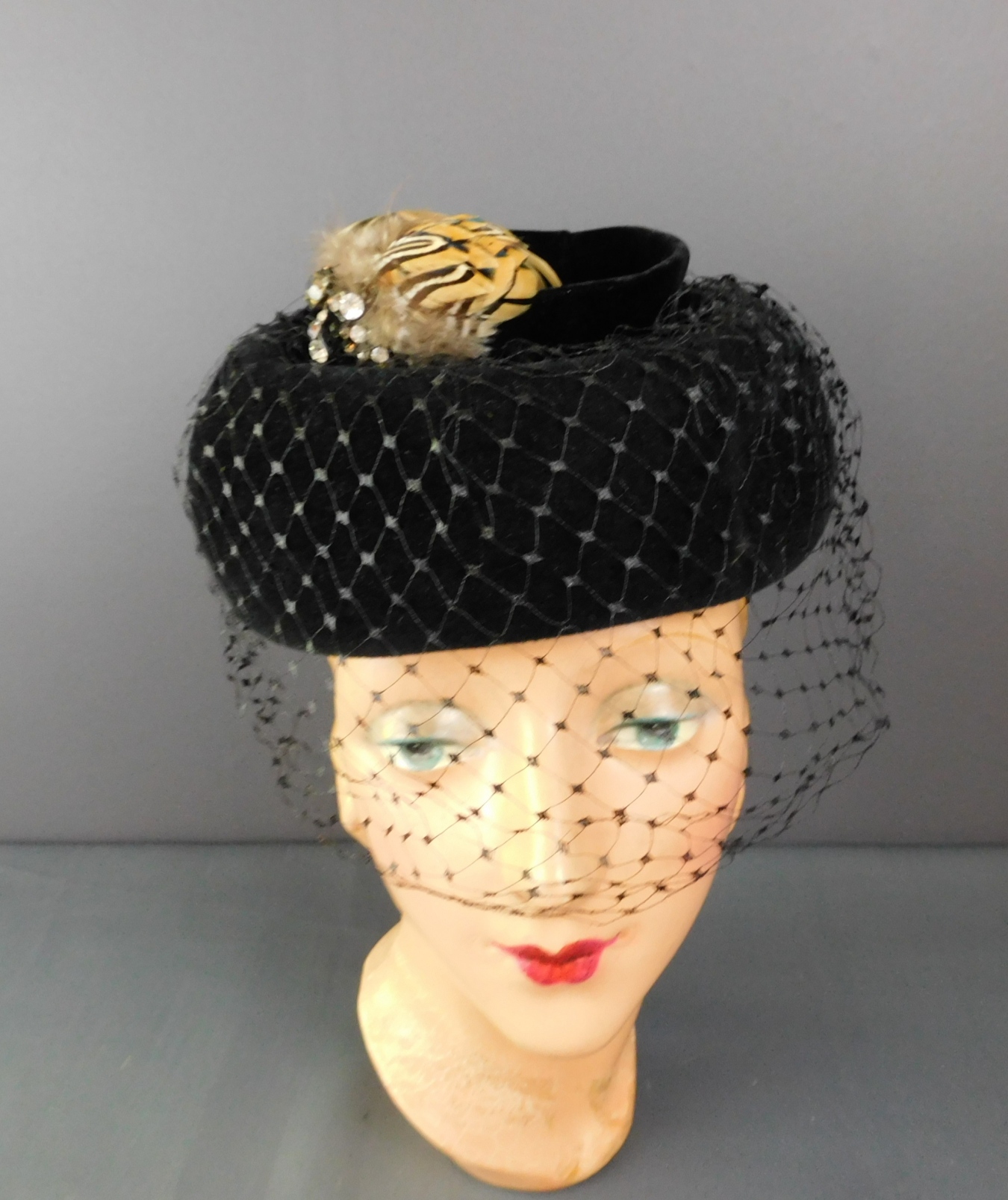 Black Funeral Hat With Veil/ Felt Funeral Hat/ Mourning Veil/ 