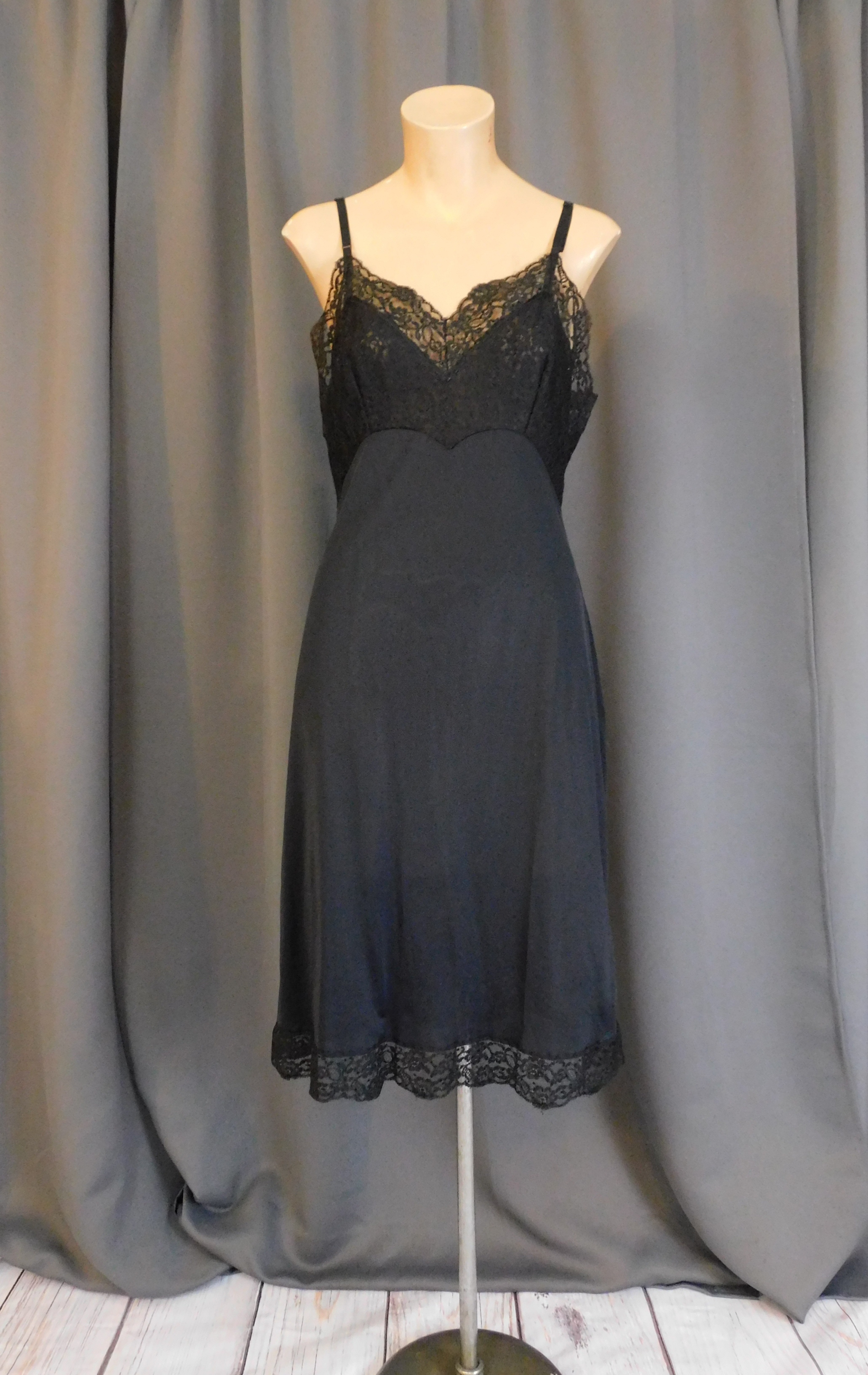 Vintage Black Full Slip with Lace Bodice, Kayser 36 bust 1960s
