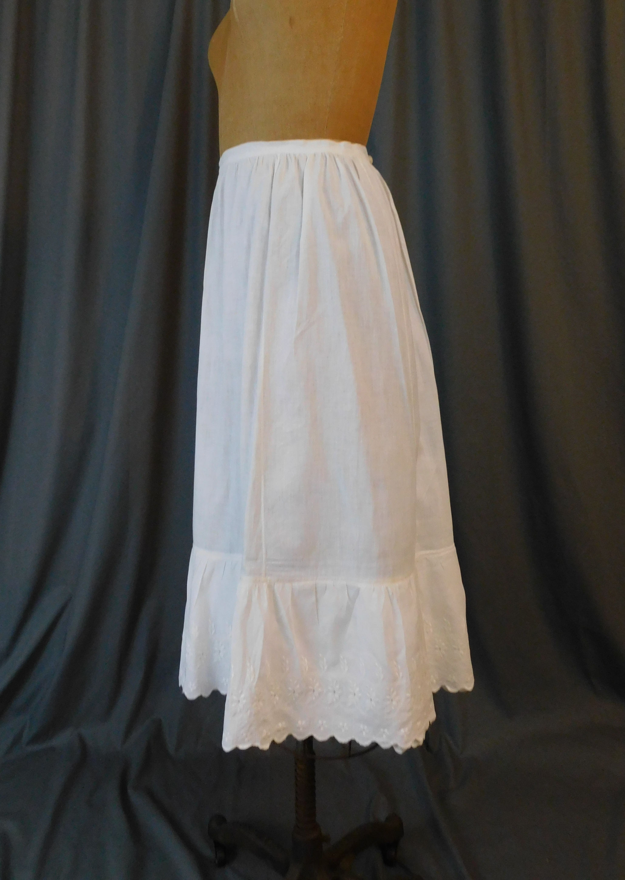 Antique Edwardian Petticoat XS 21 inch waist, Thin White Cotton Slip, some  issues - Dandelion Vintage