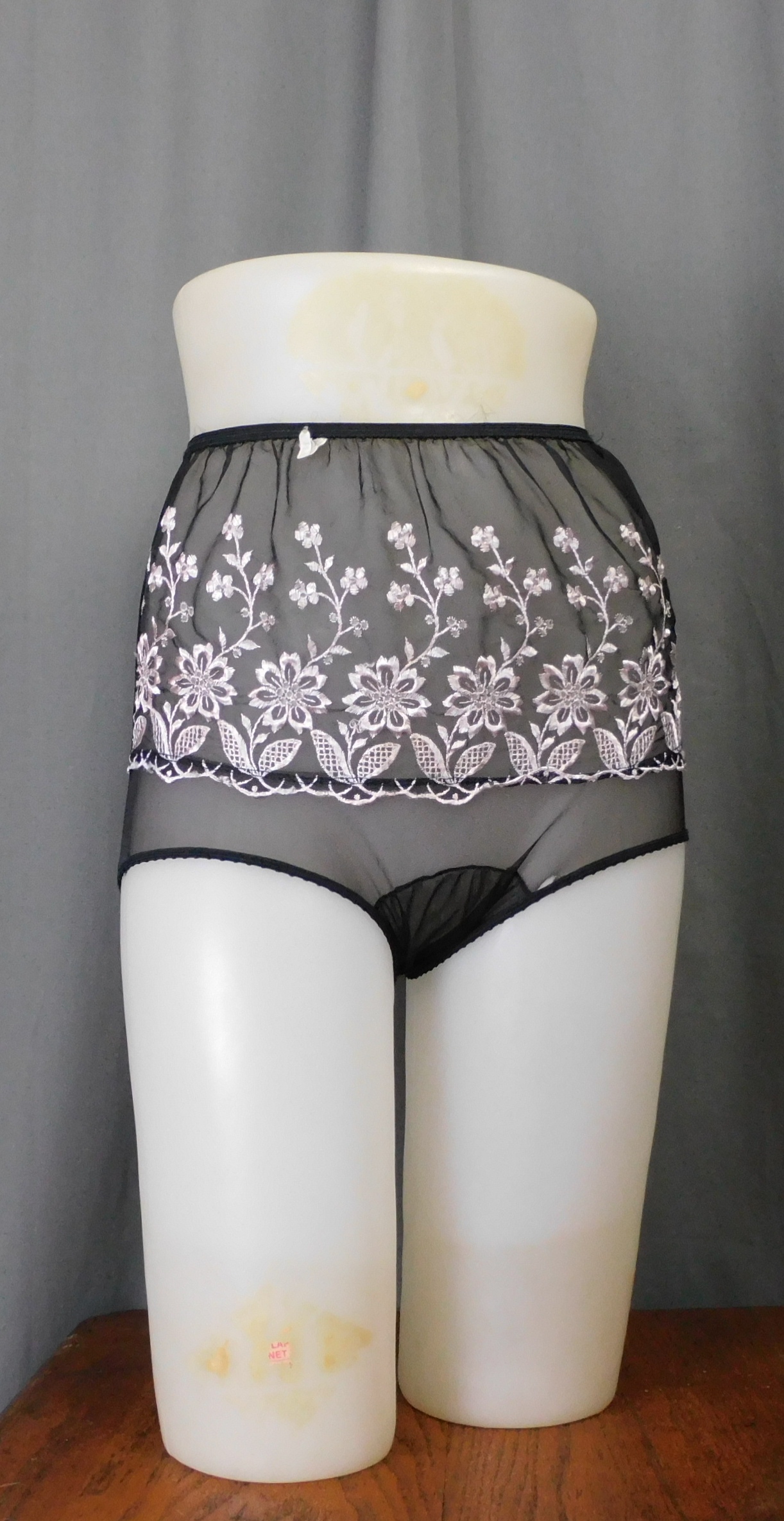 Vintage Sheer Black Nylon Panties with Embroidery, 1960s 26 waist