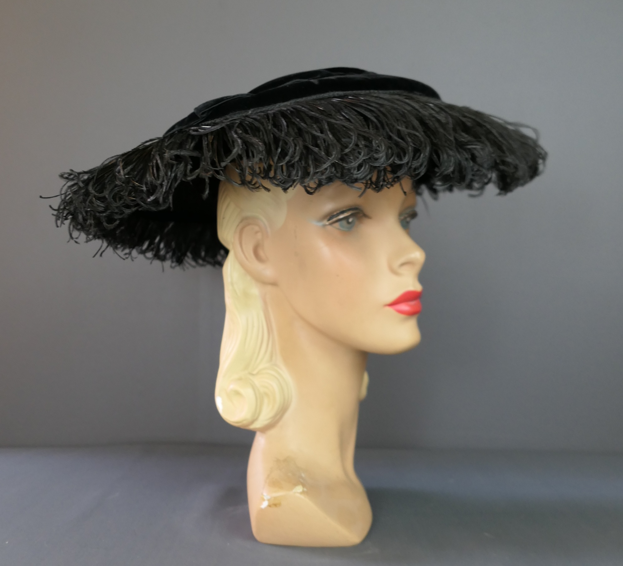 VTG Georgi 50s Women Hat Natural Straw Hat Netting Feather Grosgrain  Hatband 21