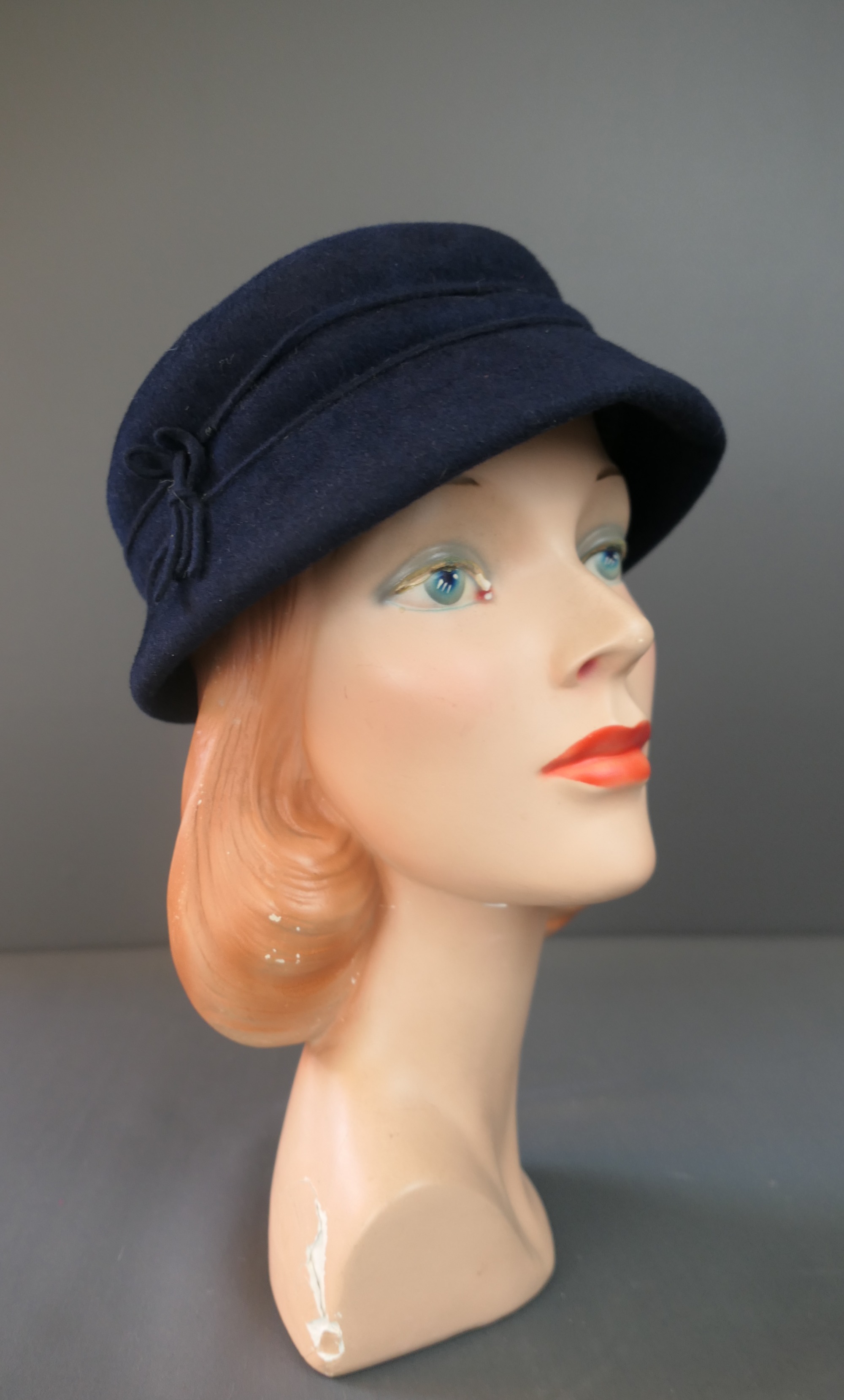 Vintage Dark Blue Felt Hat 1950s, 21 inch head 