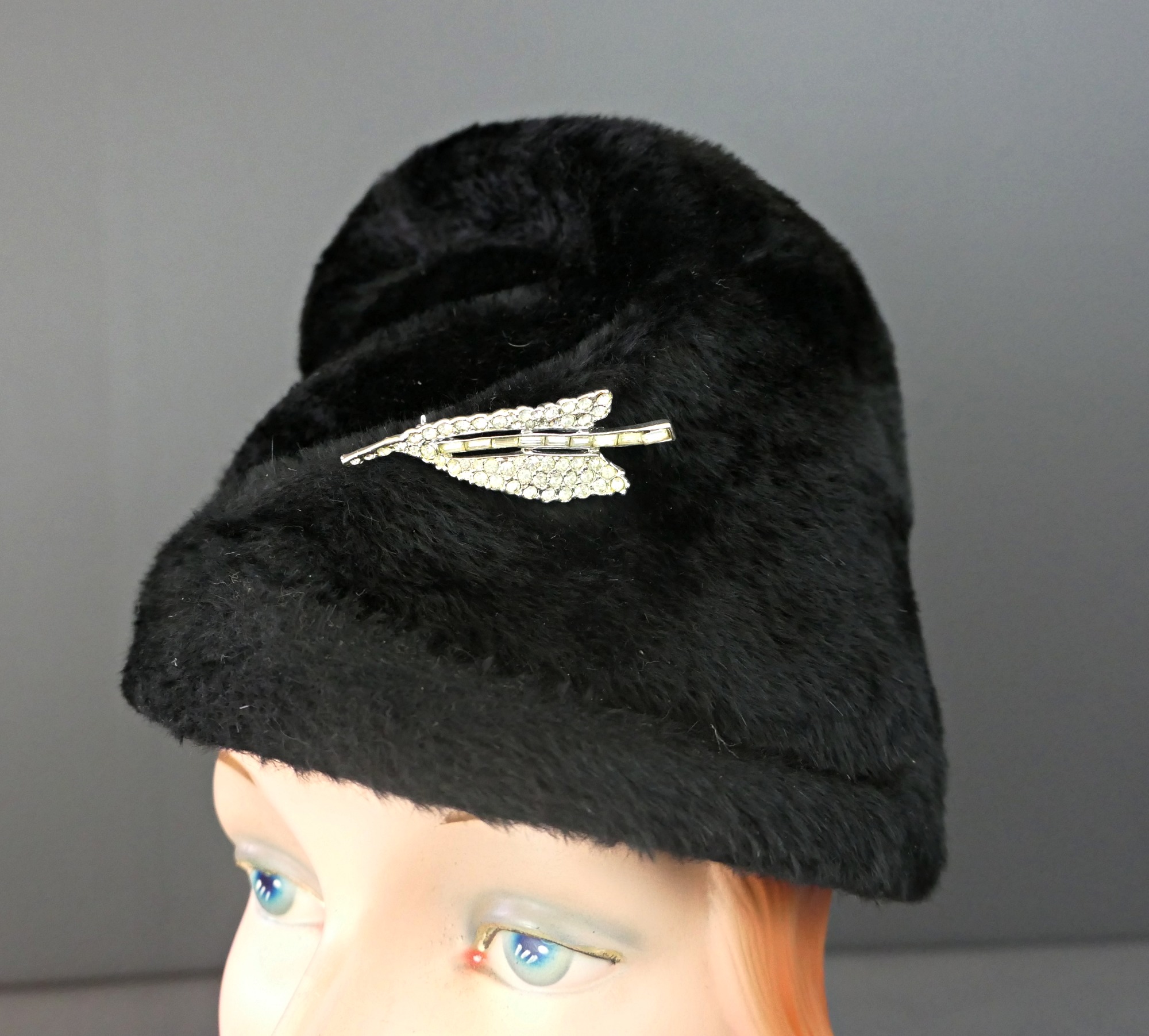 Vintage faux fur hat with vintage Unser rhinestone broach Vincent & Bill Custom Made New York Vintage Women main image 3