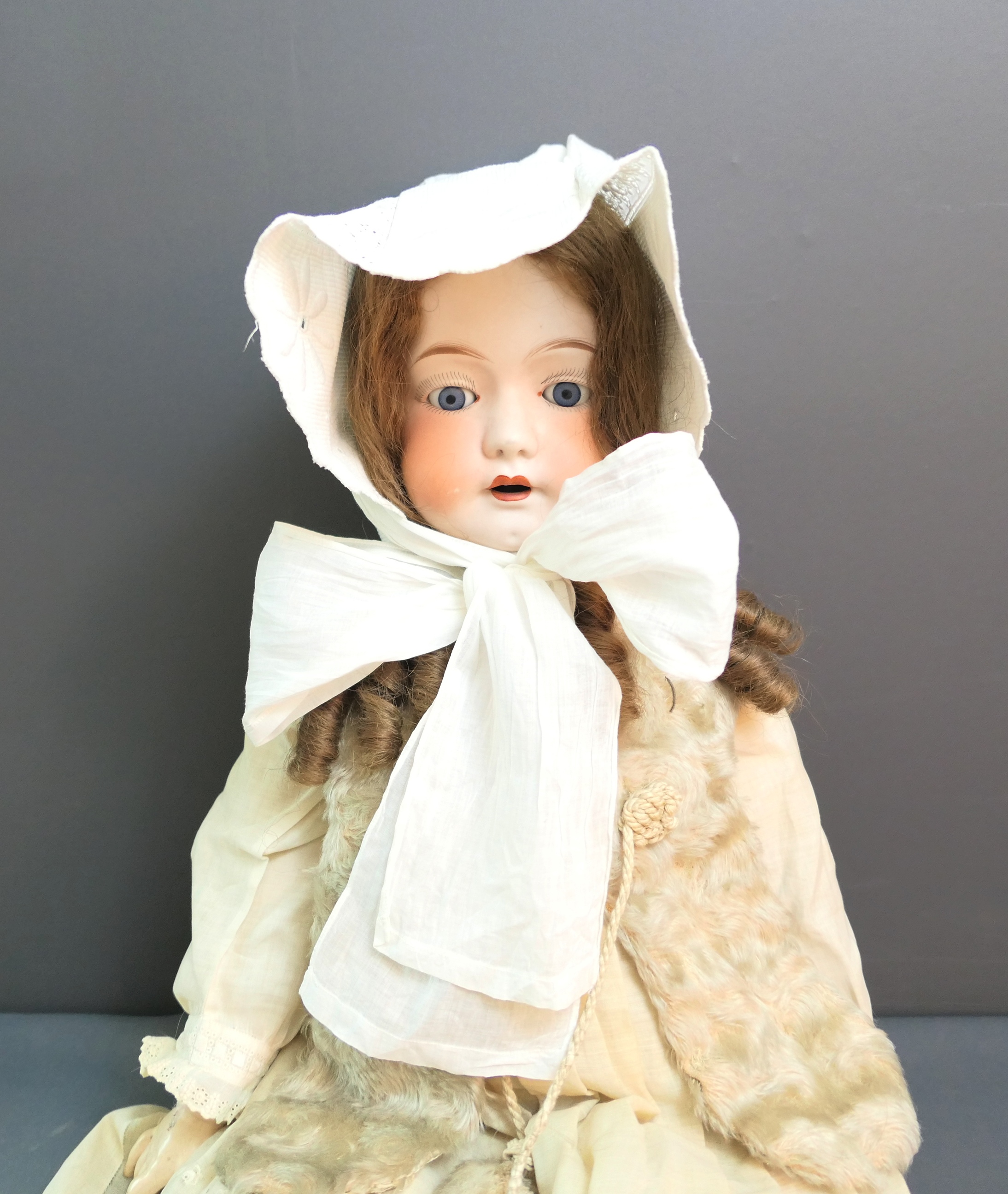Edwardian Girl Sun Bonnet, White Cotton Lace & Embroidery