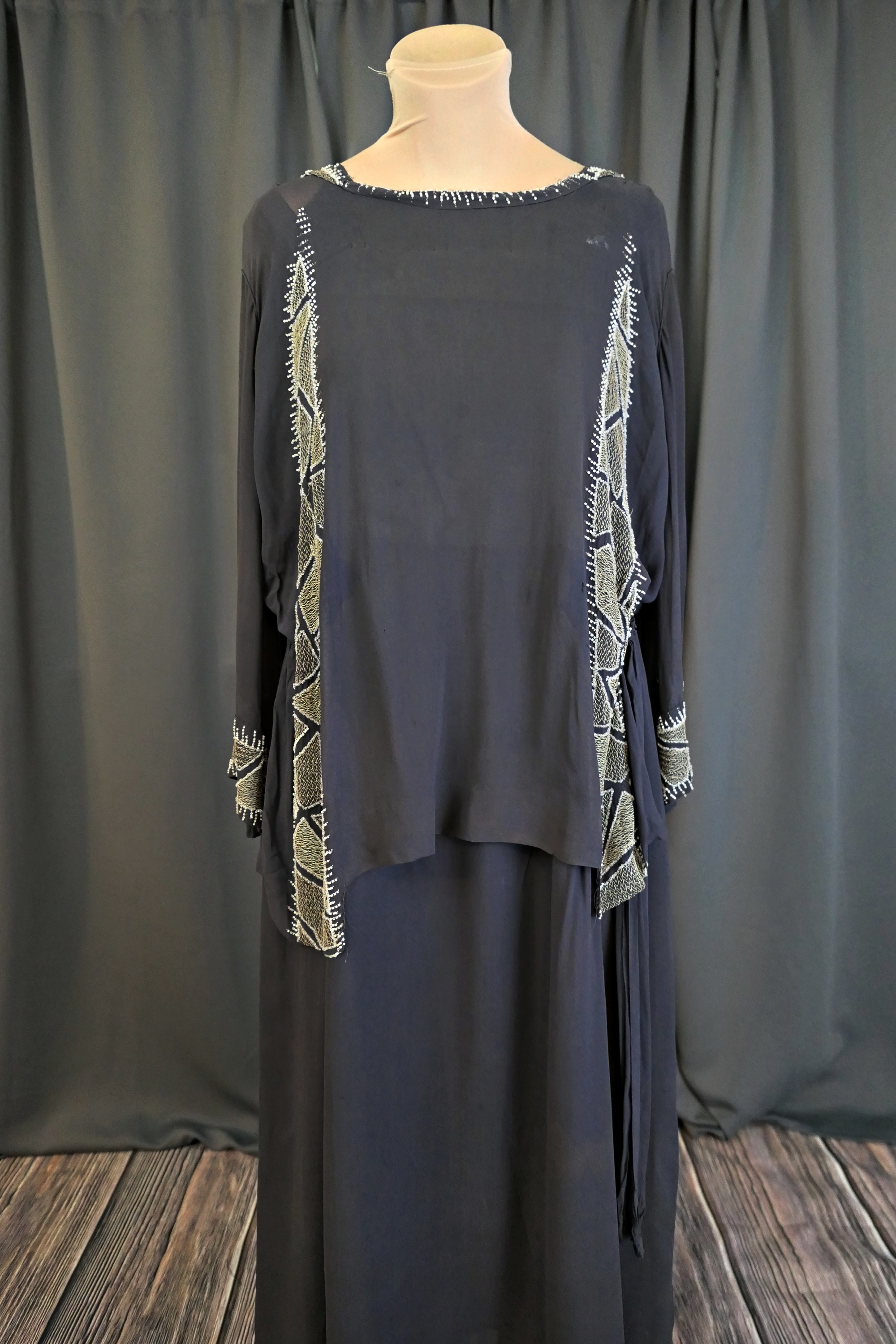 dress with cut Goth Hooded Cut Out Back Midi Dress