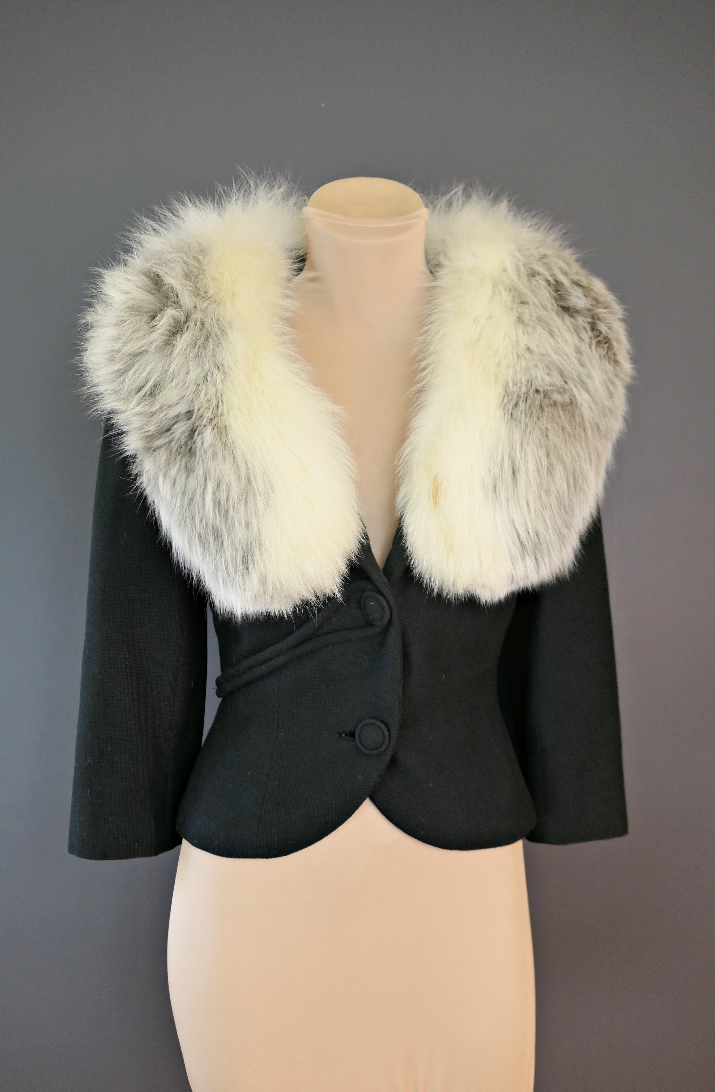 Vintage 1950s Don Loper Fitted Jacket, Black Wool with Fox Fur Collar, 34 bust