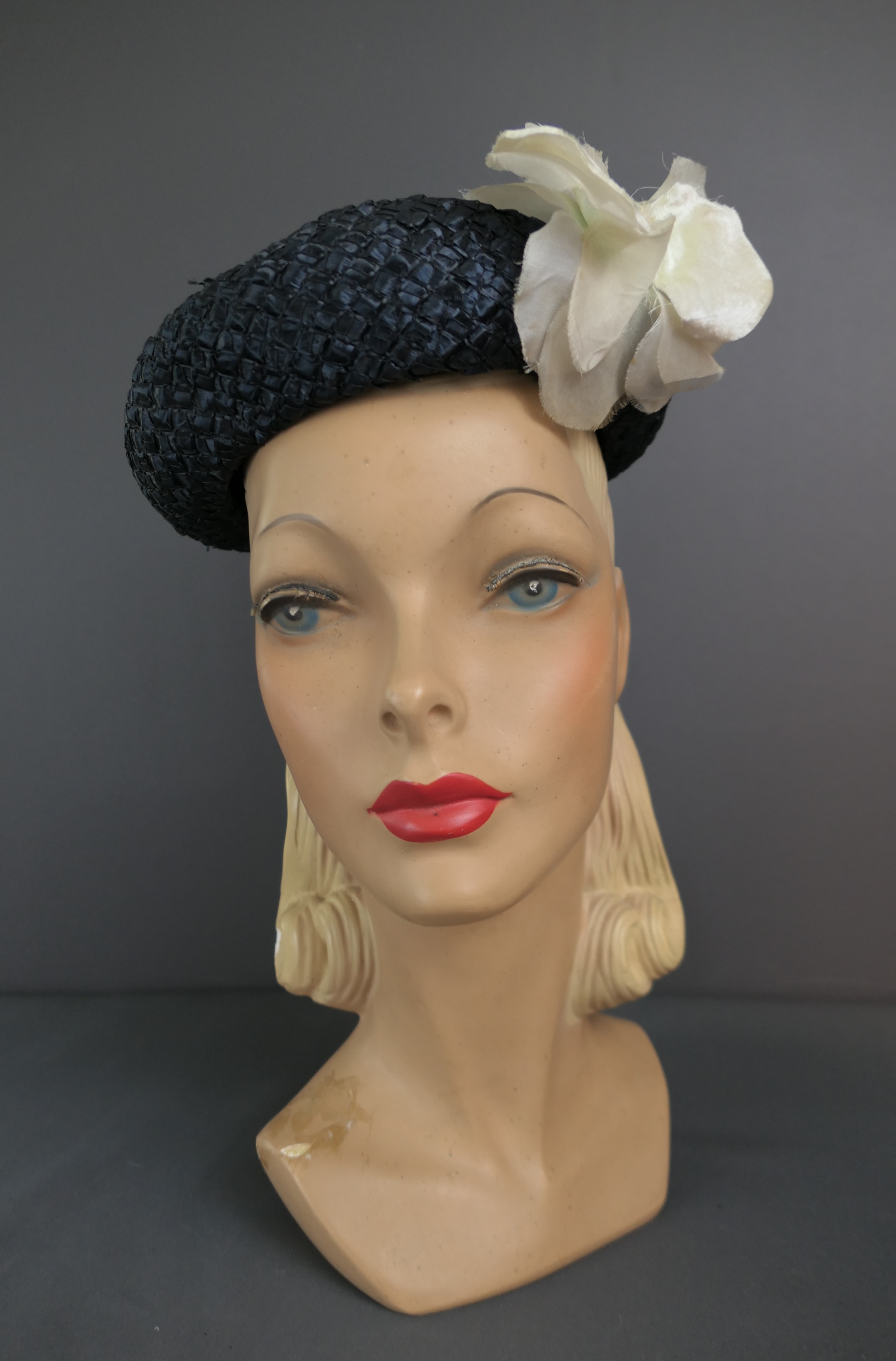 Vintage Navy Straw Pancake Beret Hat with Bow & Flowers, 1960s  21 inch head