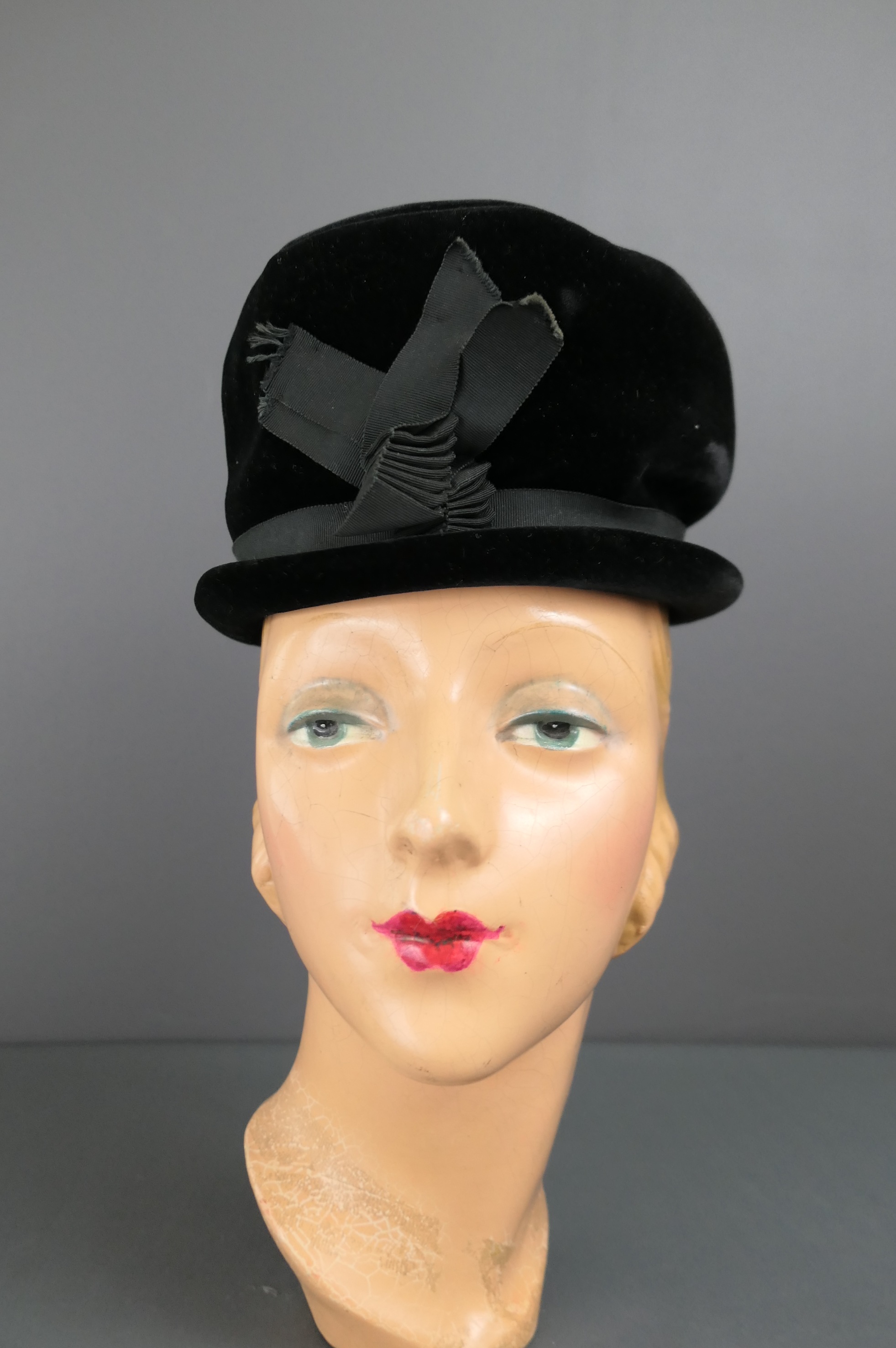 Vintage Black Velvet Tall Hat with Ribbon Tabs, 1960s, 21 inch head