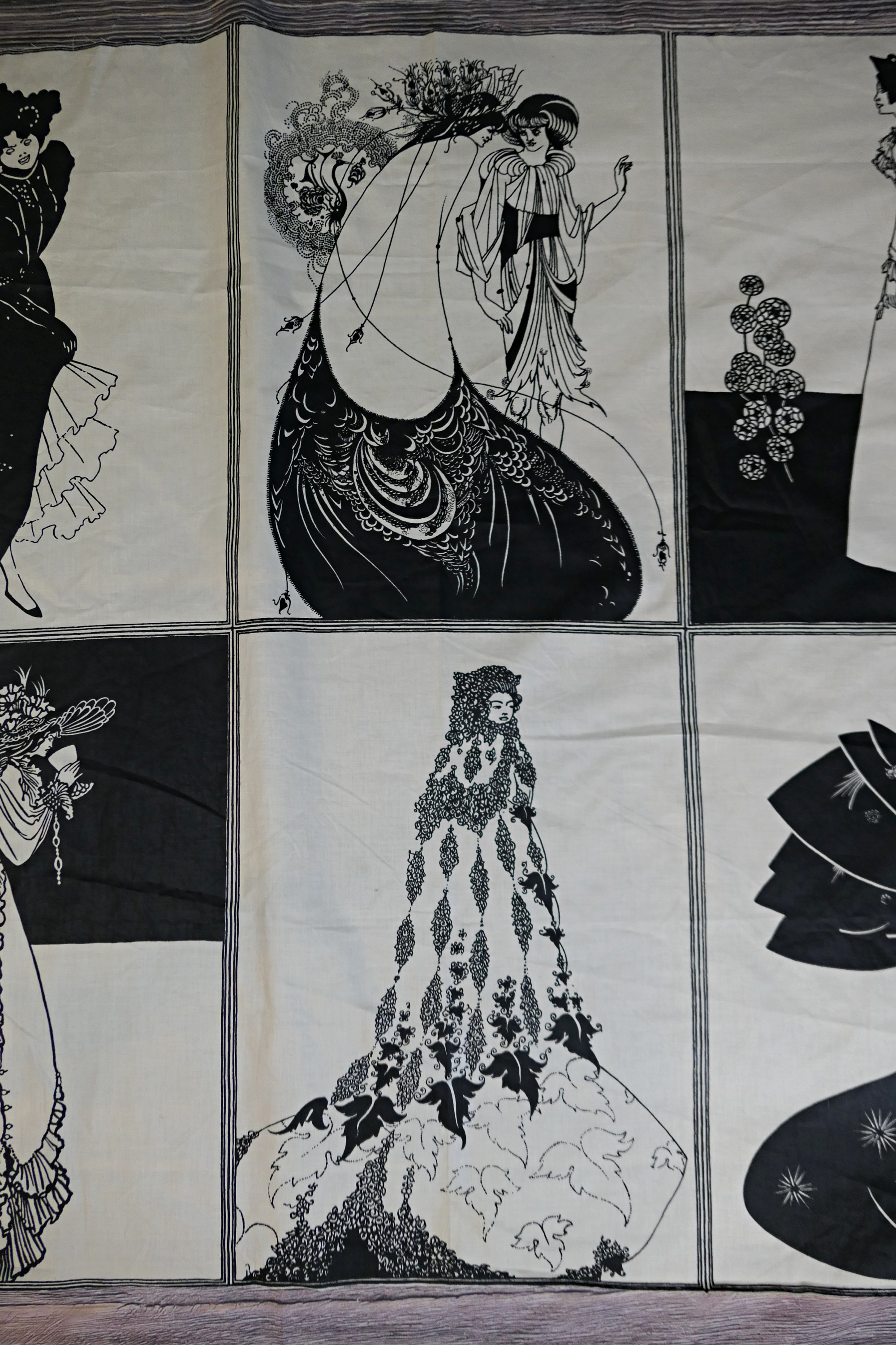 Vintage Aubrey Beardsley Fabric 1970s Art Nouveau Fashion Women, 1 panel, 6 images, Bloomcraft Decorator, Clothing
