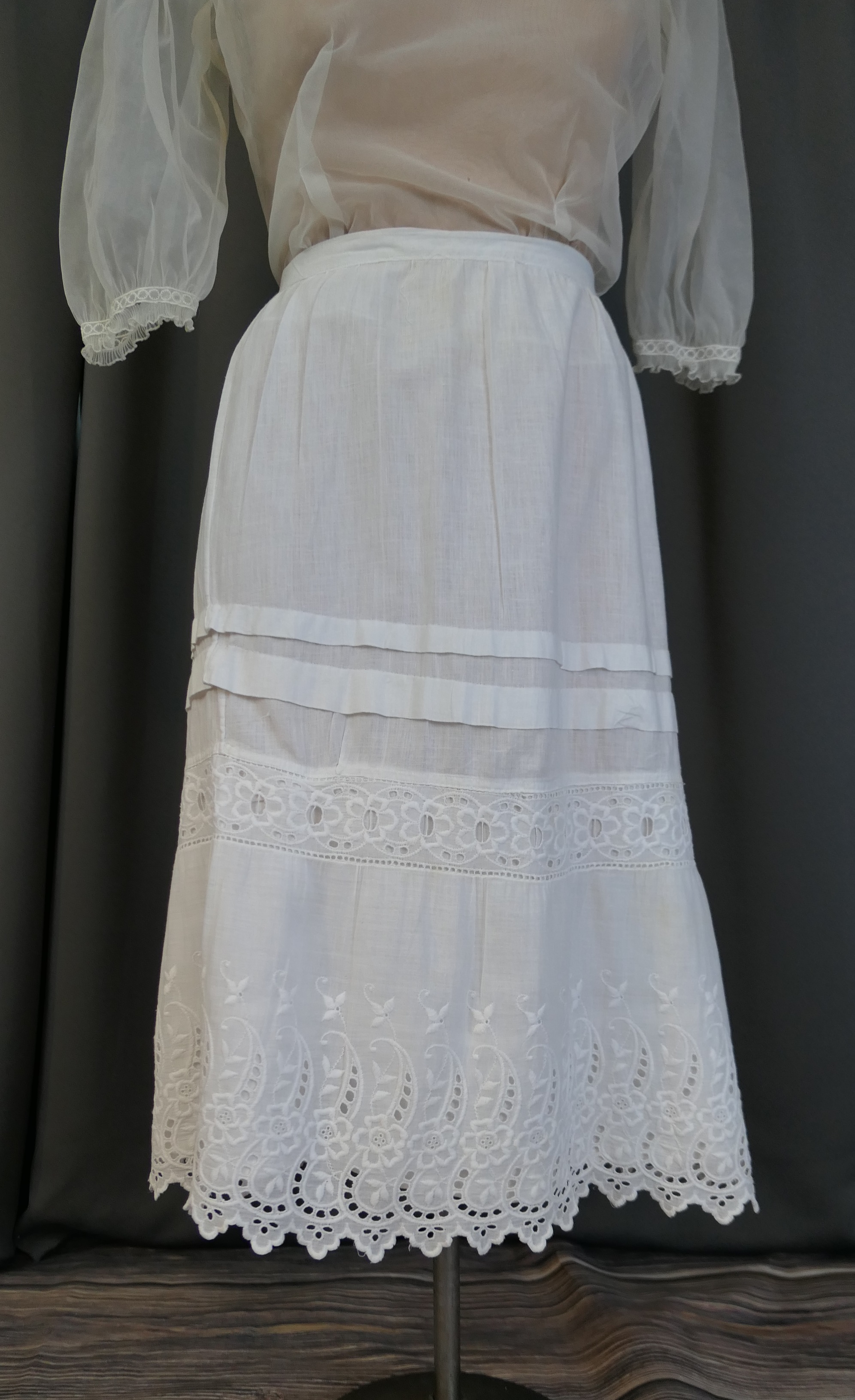 Antique White Petticoat Skirt with Fancy Embroidery and Eyelet, Edwardian 1900s Cotton, 28 inch waist