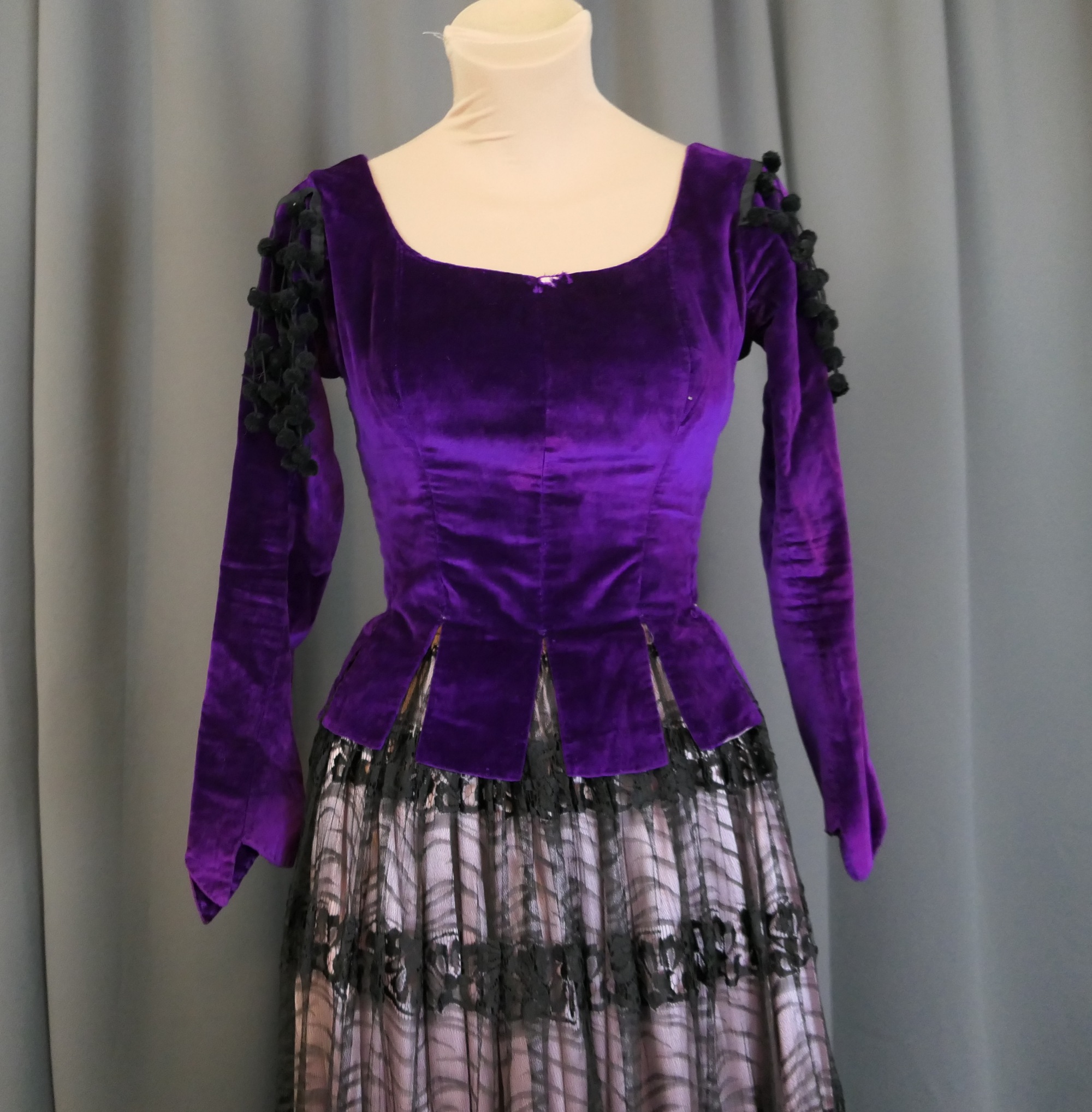 Vintage Purple Velvet Gown with Black Lace Skirt, 1930s Ferdinand Madrid,  Dancing Dress, 33 bust, with