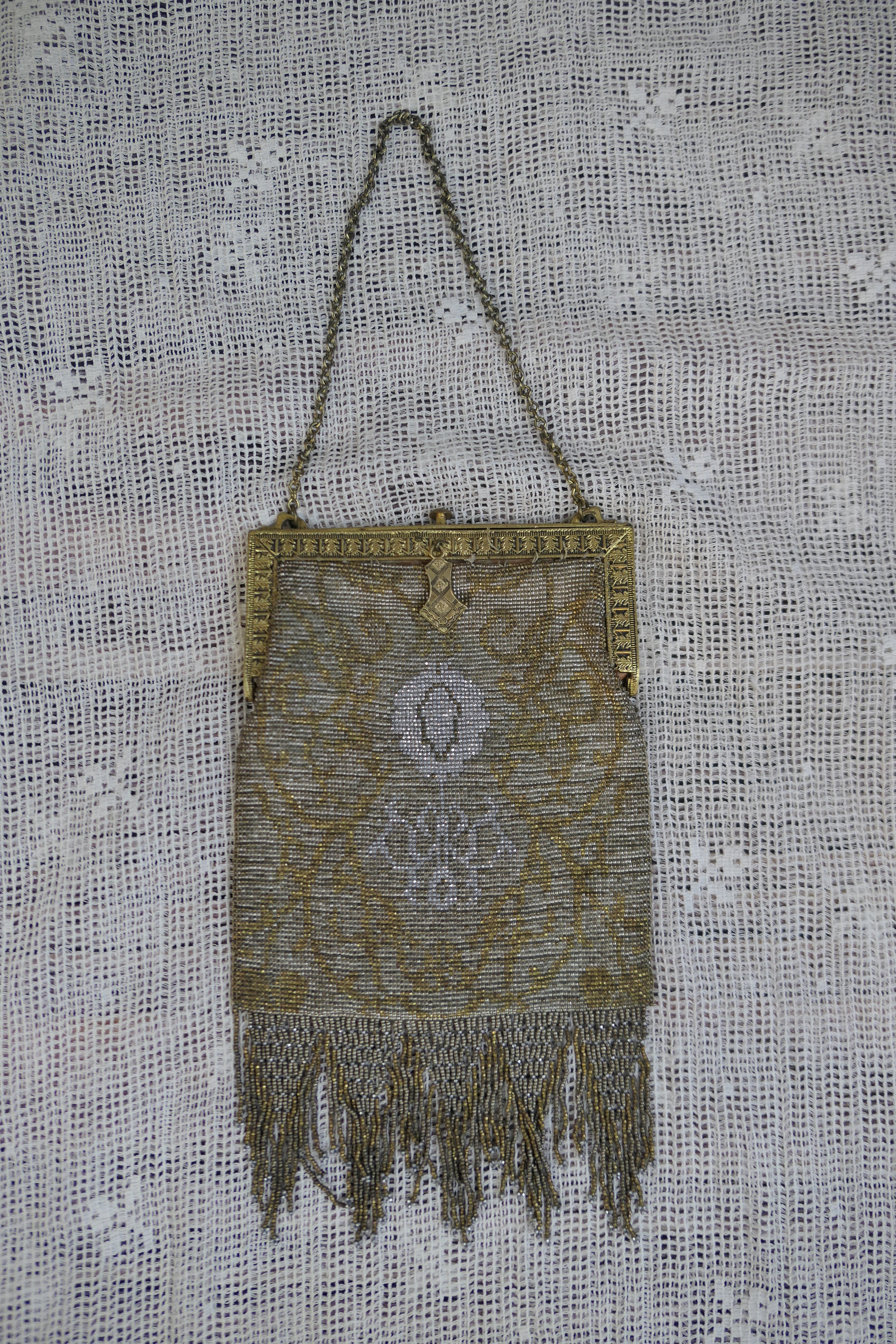Vintage Beaded Edwardian 1900s Purse Steel Cut Beads, Gold & Silver