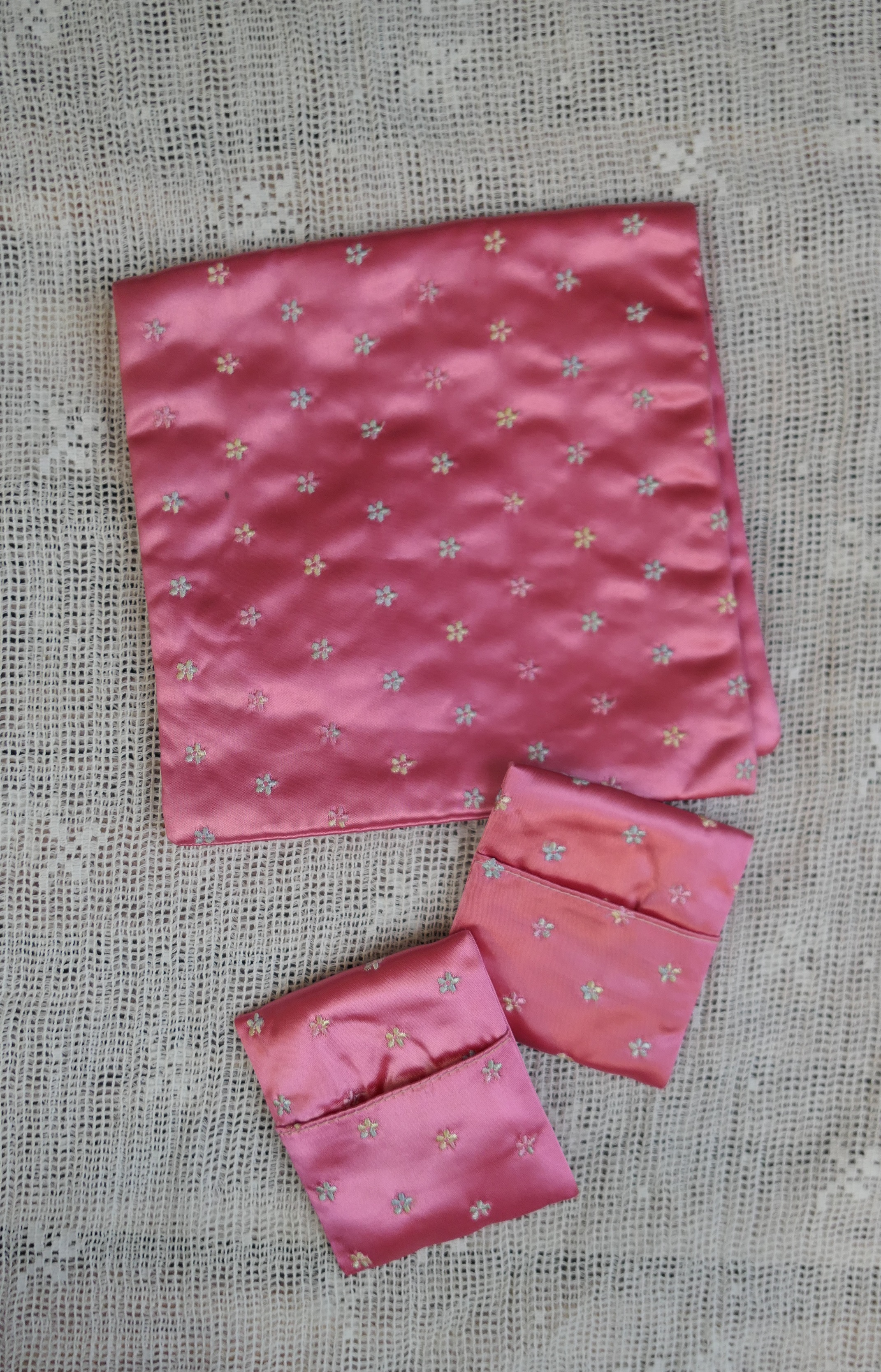 Vintage Embroidered Pink Satin Jewelry Bag Set, 1950s 1960s, 3 pieces