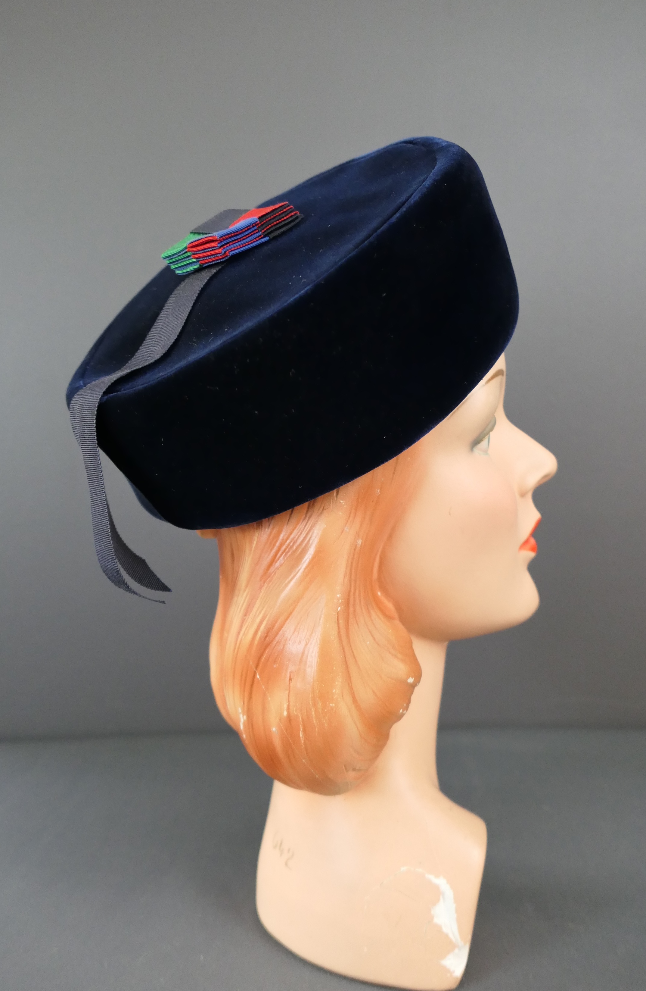 Vintage Midnight Blue Velvet Hat Pillbox with Ribbon, 1960s, 22 inch head