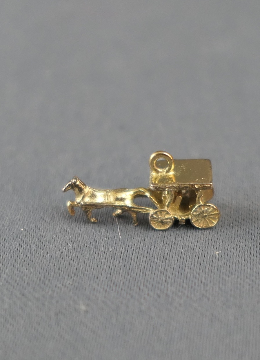 Vintage Horse and Carriage Sterling Charm,  3/4 inch, for bracelet, novelty