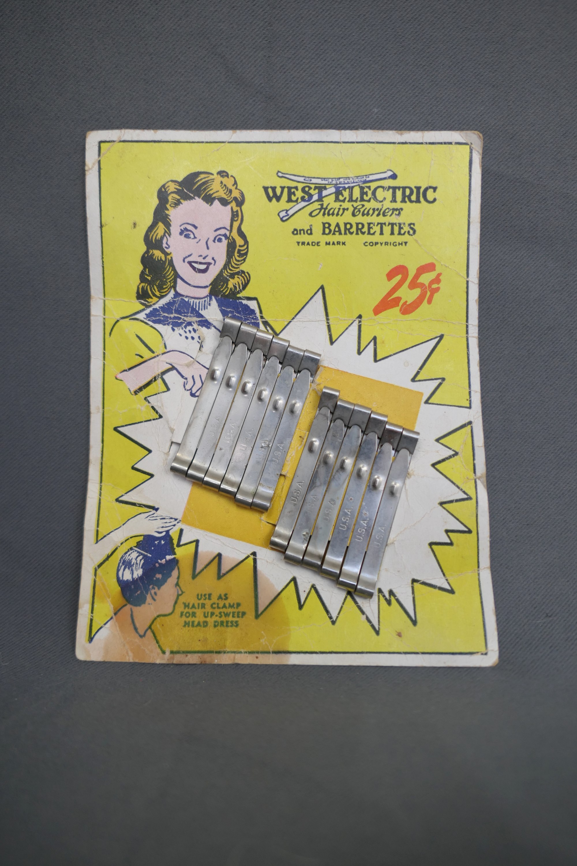 Set of 12 Vintage Hair Curler Barrettes on Card, 1940s 1950s, unused