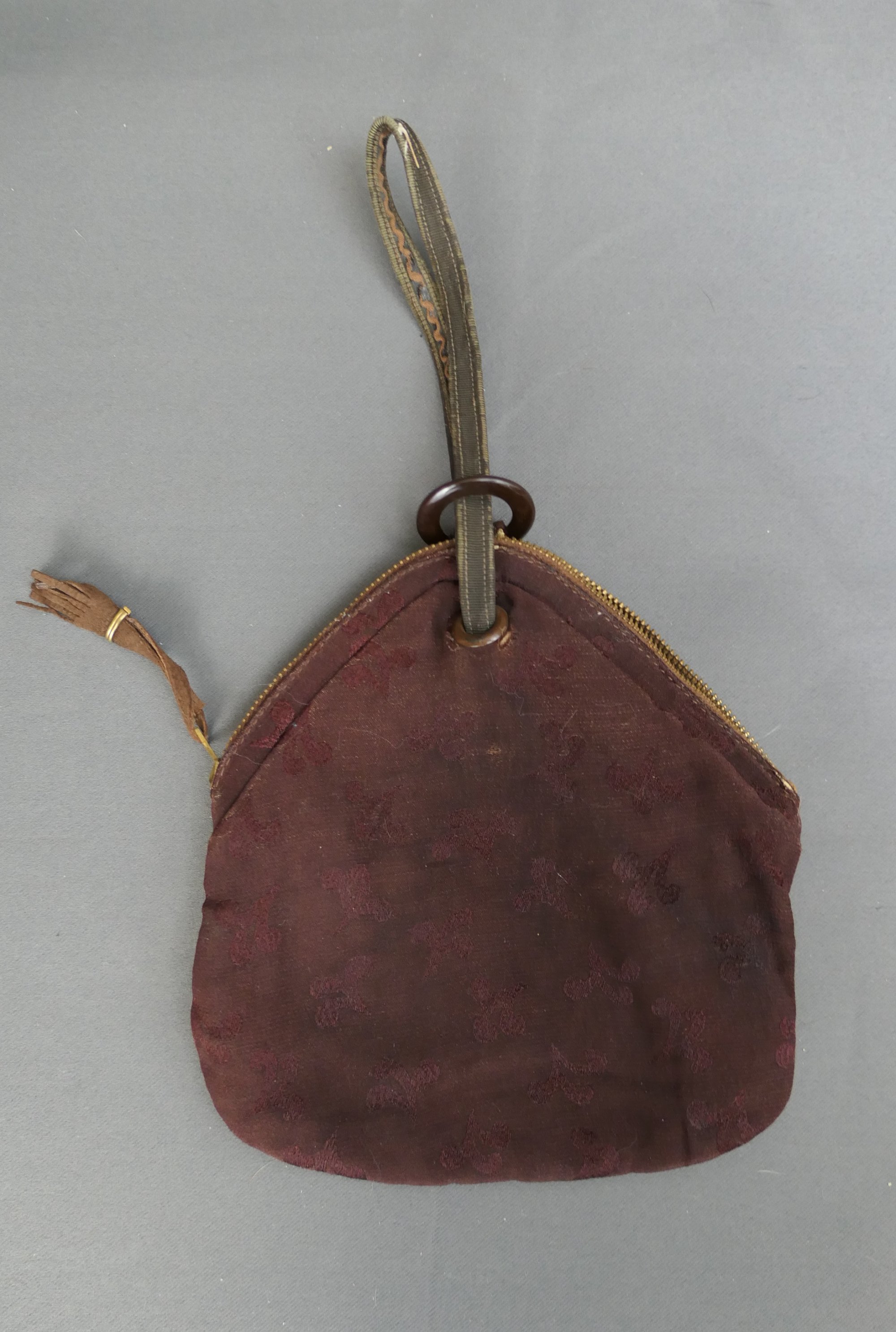 Vintage 1930s Tucktite Brown Cloth Purse with Zipper, bakelite ring small wrist bag, issues