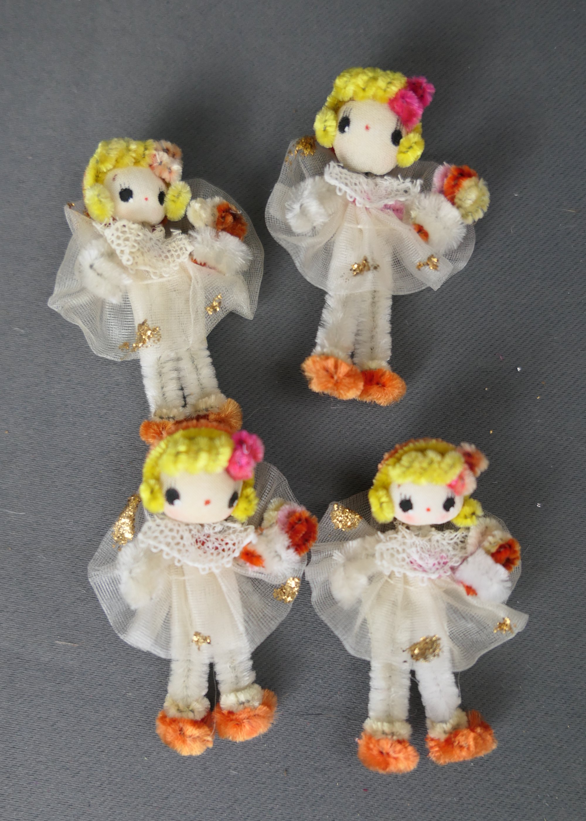 4 Vintage Pipe Cleaner Little Girls, Dolls 1950s, Made in Japan, 2 inches