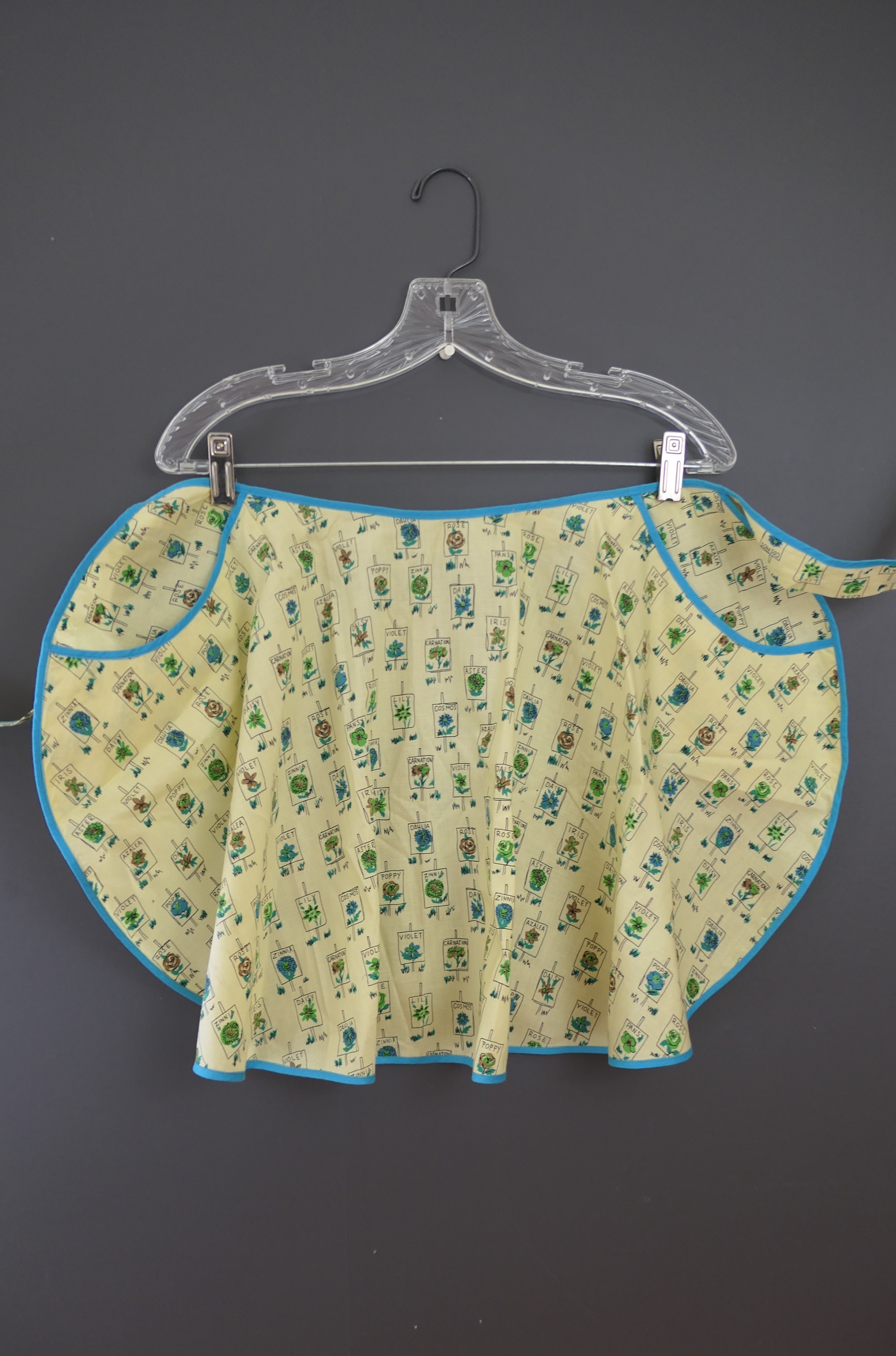 Vintage Seed Packets Flowers Apron, 1950s Novelty Print, Yellow and Turquoise