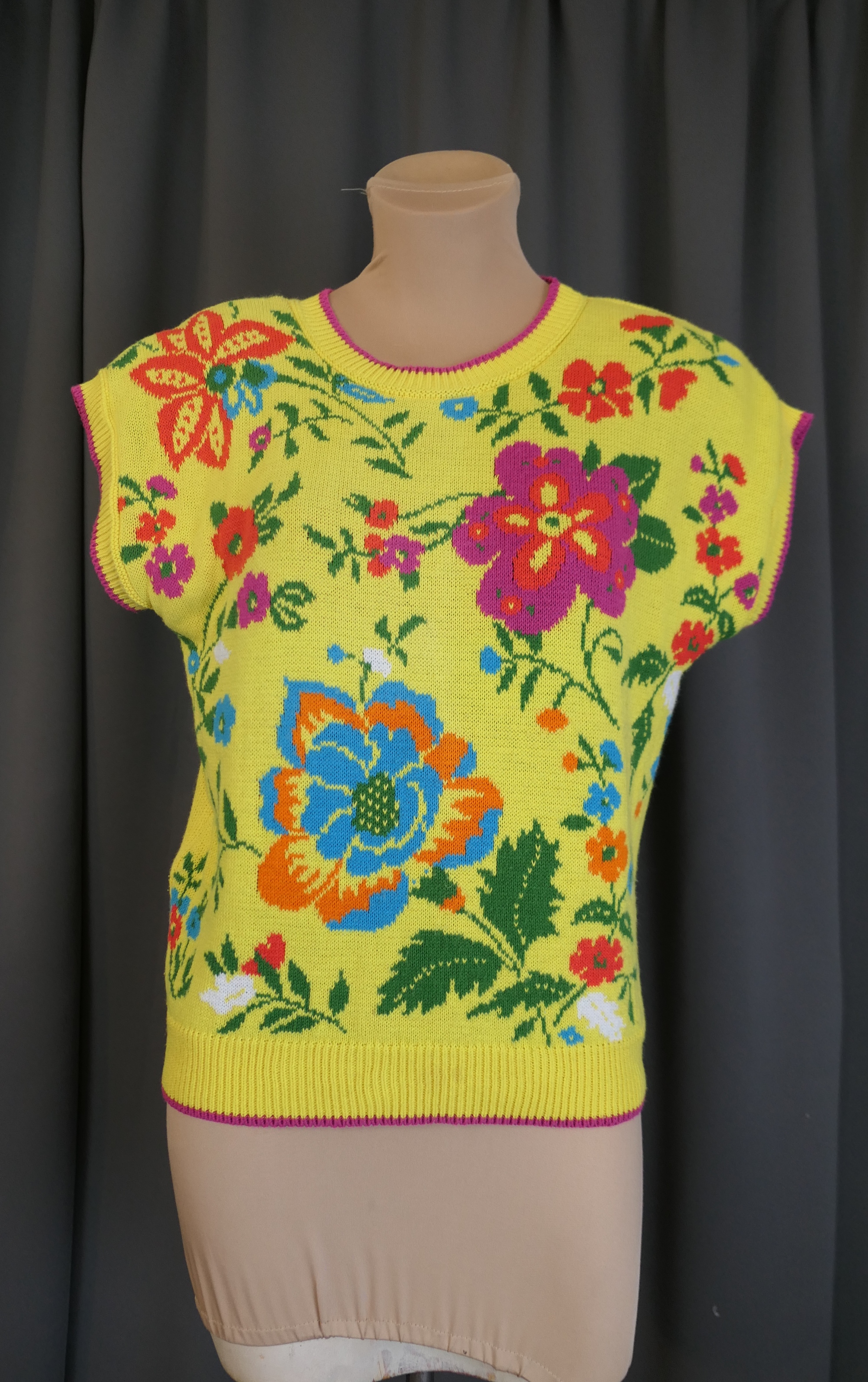 Vintage Bright Yellow & Pink Floral Sweater, 1980s 38 bust, shoulder pads, Knitmakers, large