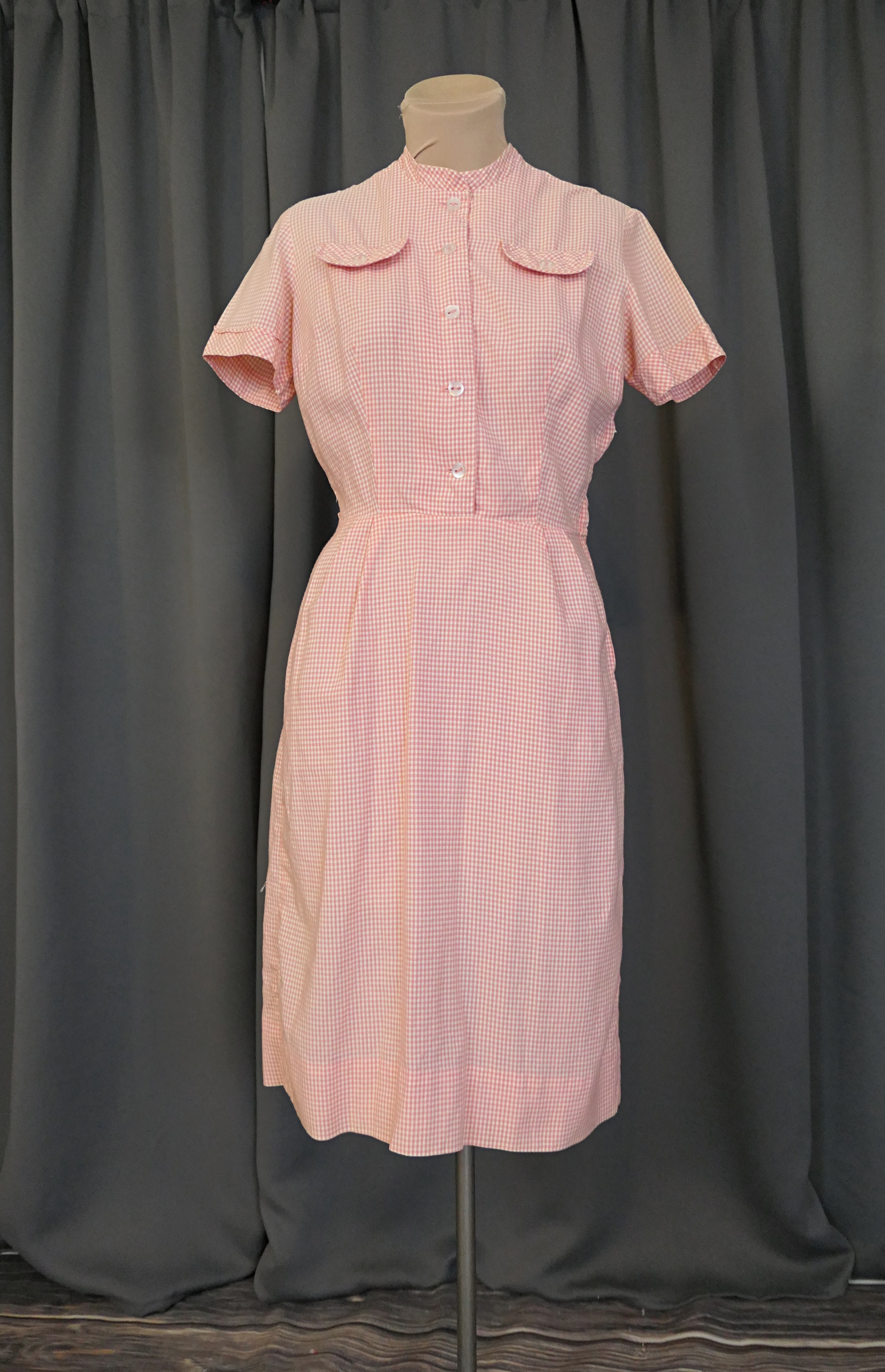 Vintage Pink Gingham Dress 1960s, 36 bust, shirtwaist, slim skirt, Bobbie  Brooks