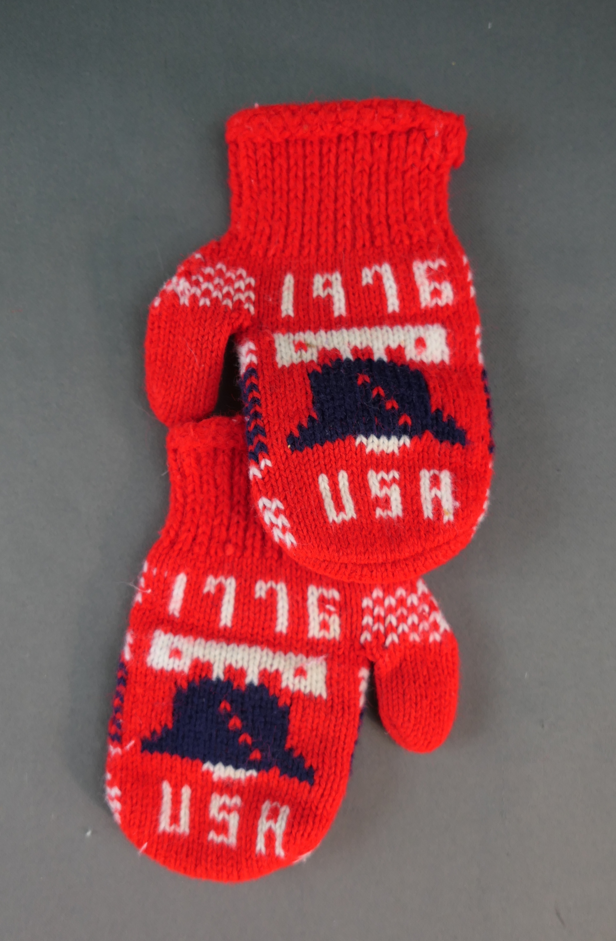 Vintage Child's Mittens, Bicentennial 1976 Gloves, Liberty Bell