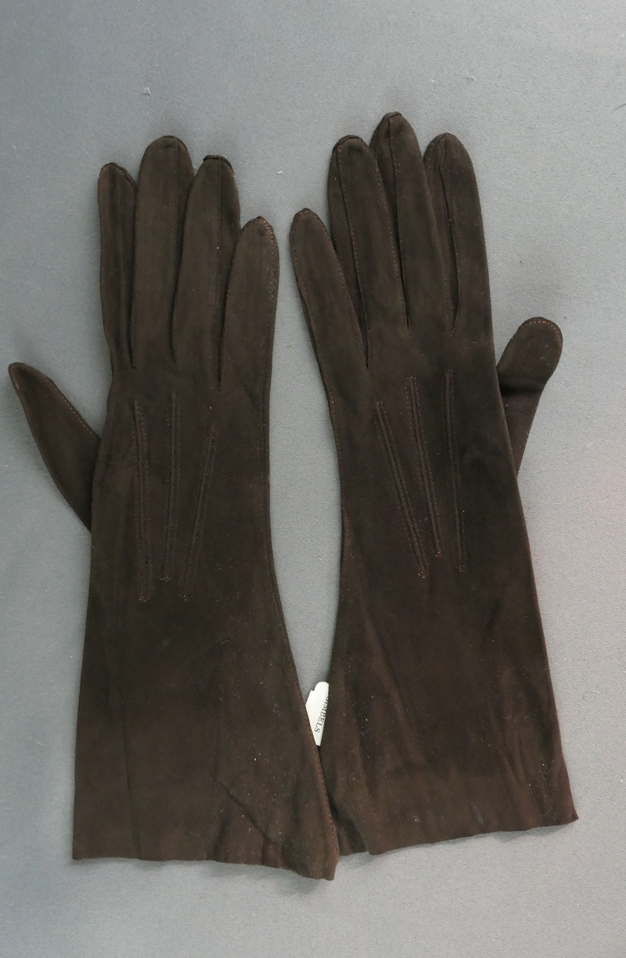 Vintage Dark Brown Suede Leather Gloves  1950s, unworn XS sz5-1/2