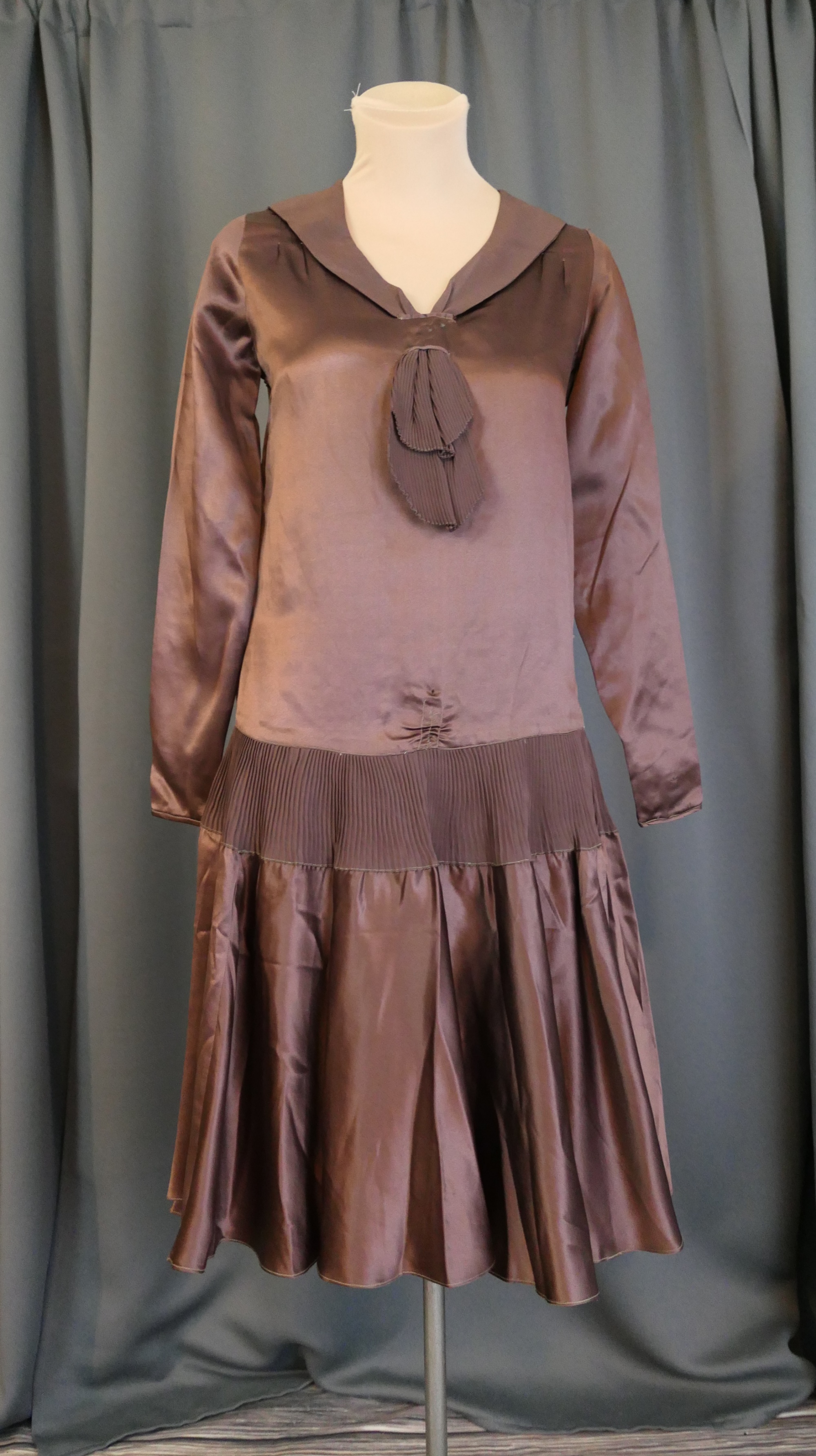 Vintage 1920s Brown Silk Dress with Pleats, 32 bust, with issues