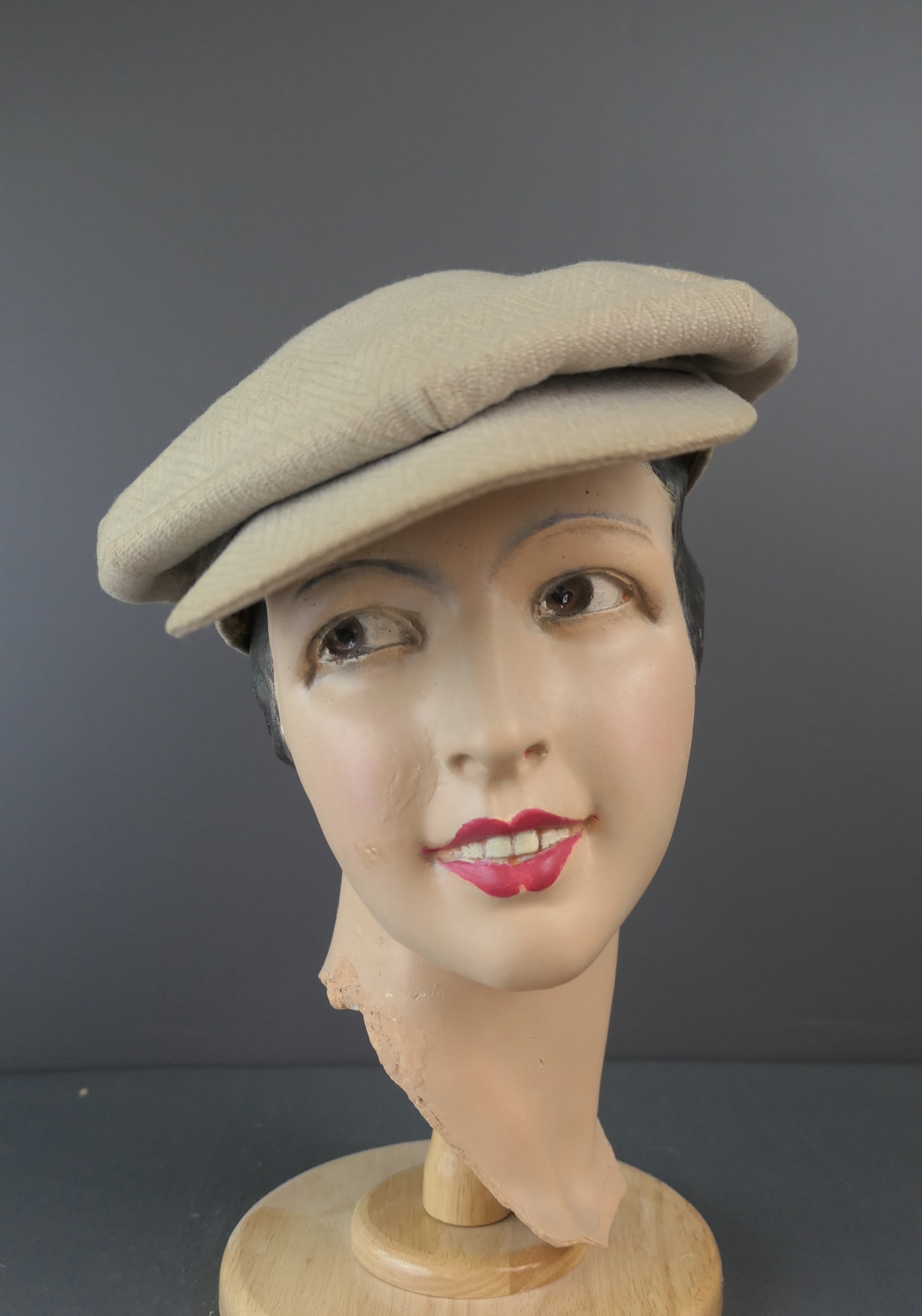 Vintage 1920s Newsboy Cap Hat, Herringbone Wool Gatsby, 23 inch head, issues