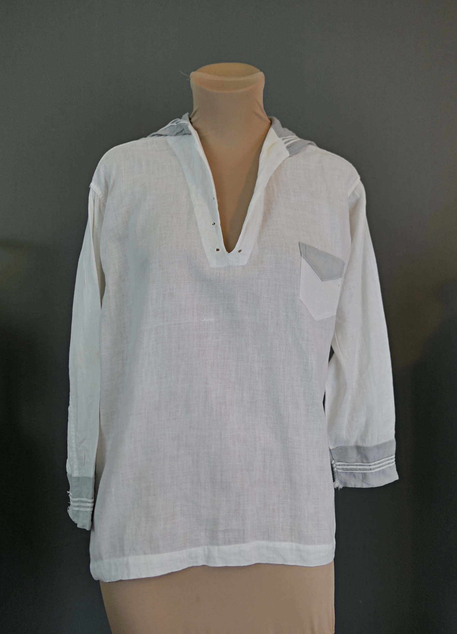 DAMAGED Vintage Edwardian Middy Blouse, Sailor Style White & Blue, 36 bust