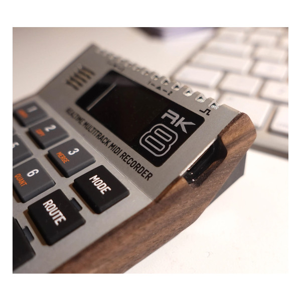 配信機器・PA機器・レコーディング機器 Retrokits/RK008 Multitrack Recorder Retrokits RK-008 Real Time Multitrack MIDI Recorder - 70's Wood
