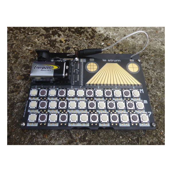 Sixty Four Pixels Le Grand Strum Strummed Chord Desktop MIDI