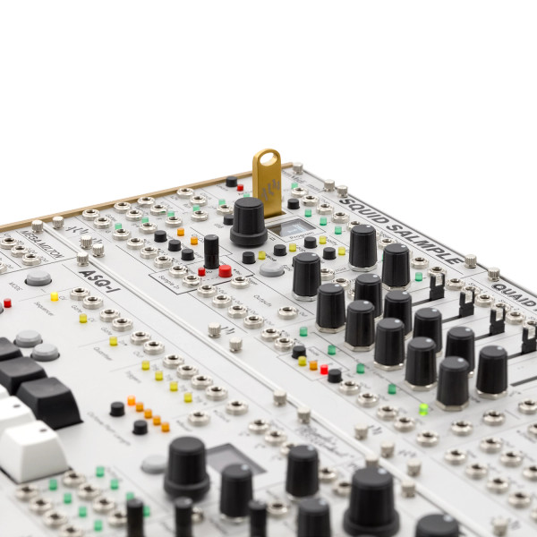 ALM Busy Circuits ASQ-1 モジュラーシンセ ユーロラック