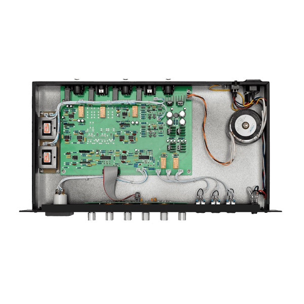 Warm Audio Bus-Comp Stereo VCA Compressor at Signal Sounds