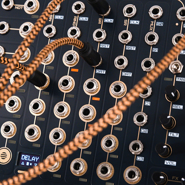 Neutral Labs Luna Desktop Synthesiser image 5