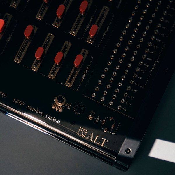 Cyma Forma ALT Desktop Analogue Synthesiser image 9