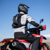With a race inspired 4-point harness and enough storage space for all your essentials, the MSR Enduro Hydration Pack is your all-in-one offroad adventure pack.