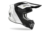 Built for those who take no prisoners on the track or trail, the AIROH Strycker sets a new standard in off-road helmet design. Its Composite Carbon outer shell is available in three shell sizes to ensure a precise and comfortable fit for every rider.