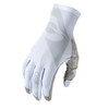 O'NEAL Airwear Slam Glove palm material is made of Nanofront technology allowing sweat absorption, feels soft to the skin and reduces irritation drastically, creating the best functioning glove on the market.