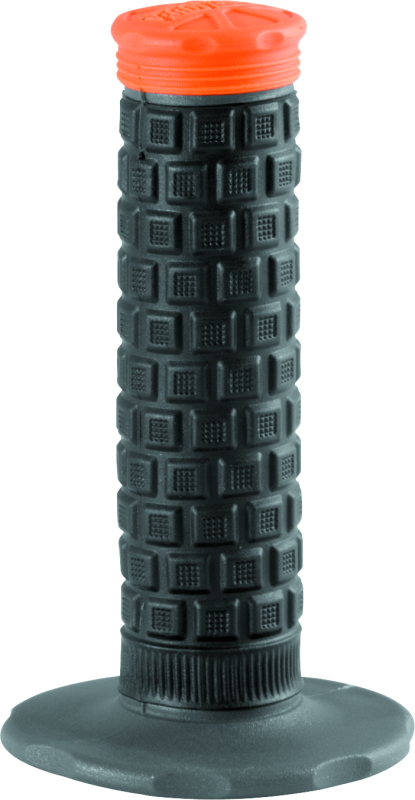 The ProTaper Pillow Top, our most popular off-road grip, utilizes an exclusive traction pattern and gel-like vibration-reducing surface compound to maximize grip and comfort.