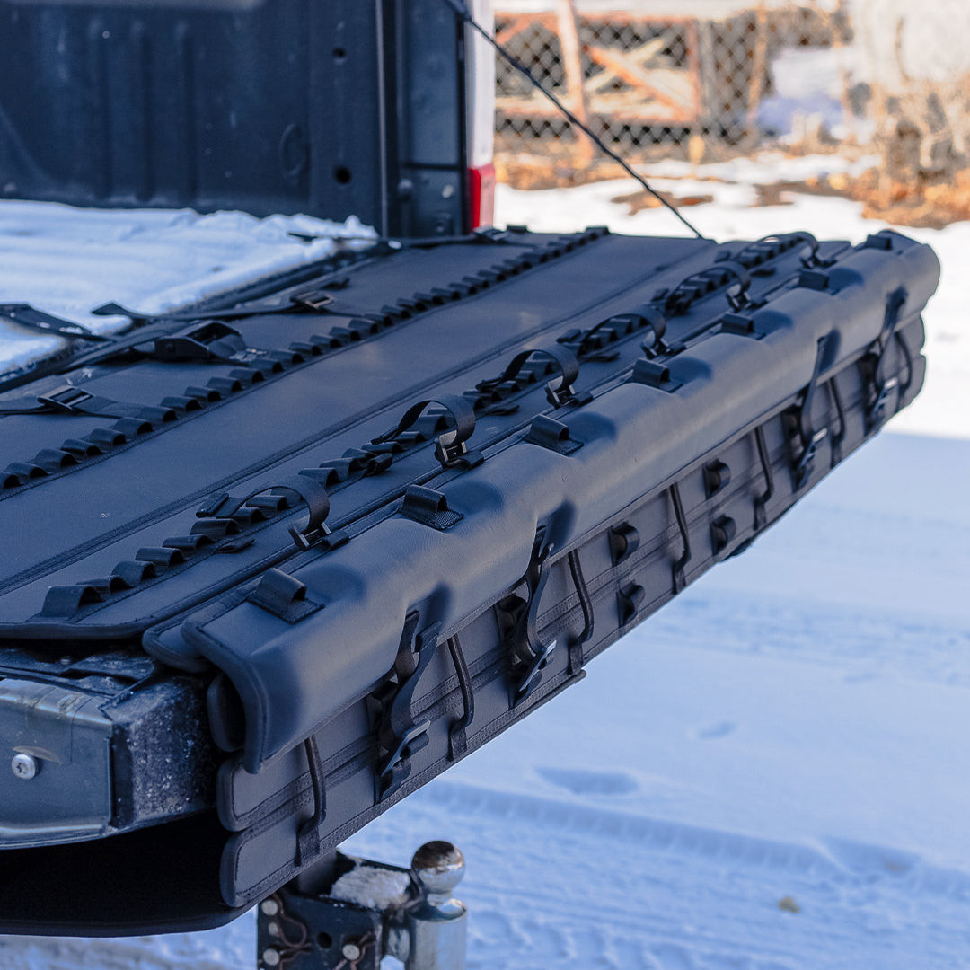 Built for rugged trails and rough roads, the Cache Skid Plate adds extra cushioning and durable protection for your Basecamp Pad and your bike’s downtube.