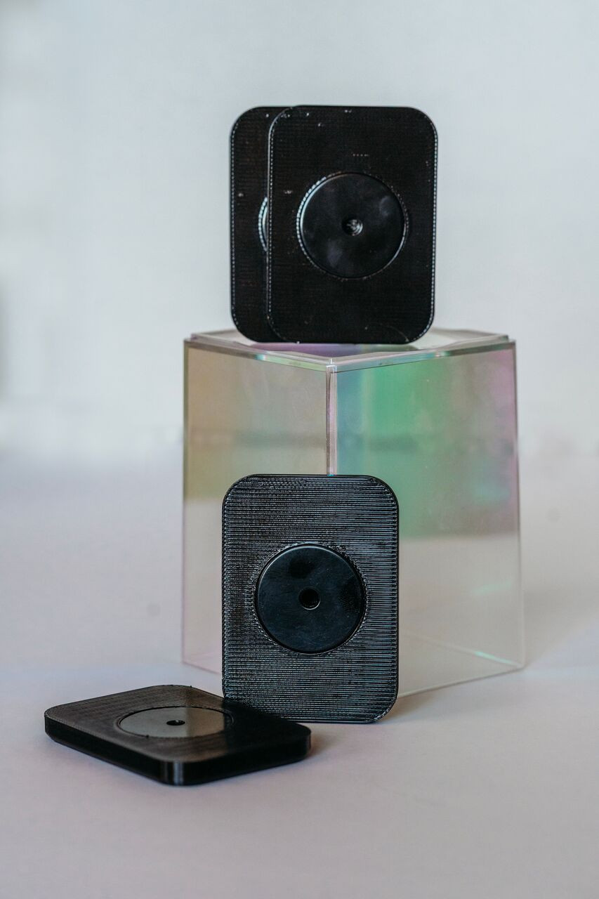 MagniPad Rectangular Retrofit Glue-on Kit