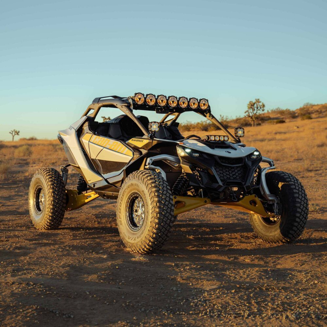 KC HiLiTES 24-25 Can-Am Maverick R Overhead Light Mount