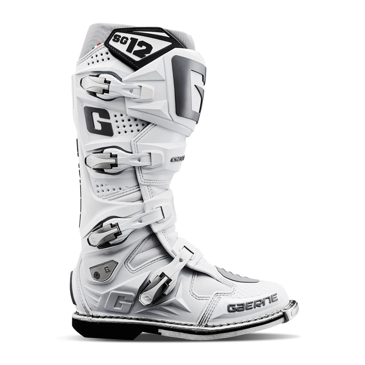 The SG12 boot stands as the ultimate benchmark in Motocross boots, a reference for all motocross and enduro fans.