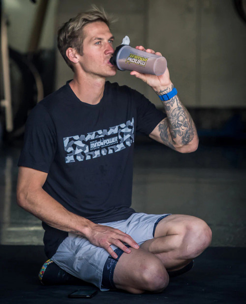 Ryno Power Shaker Bottle Clear 28 oz.