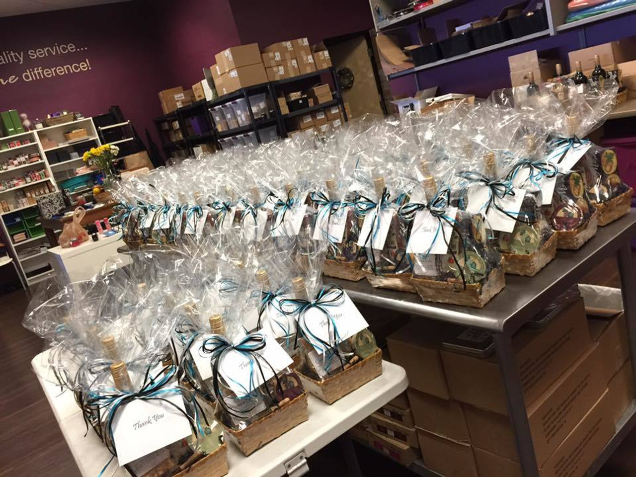 Corporate Gifts / Quantity Buying Corporate Gifts / Quantity Buying