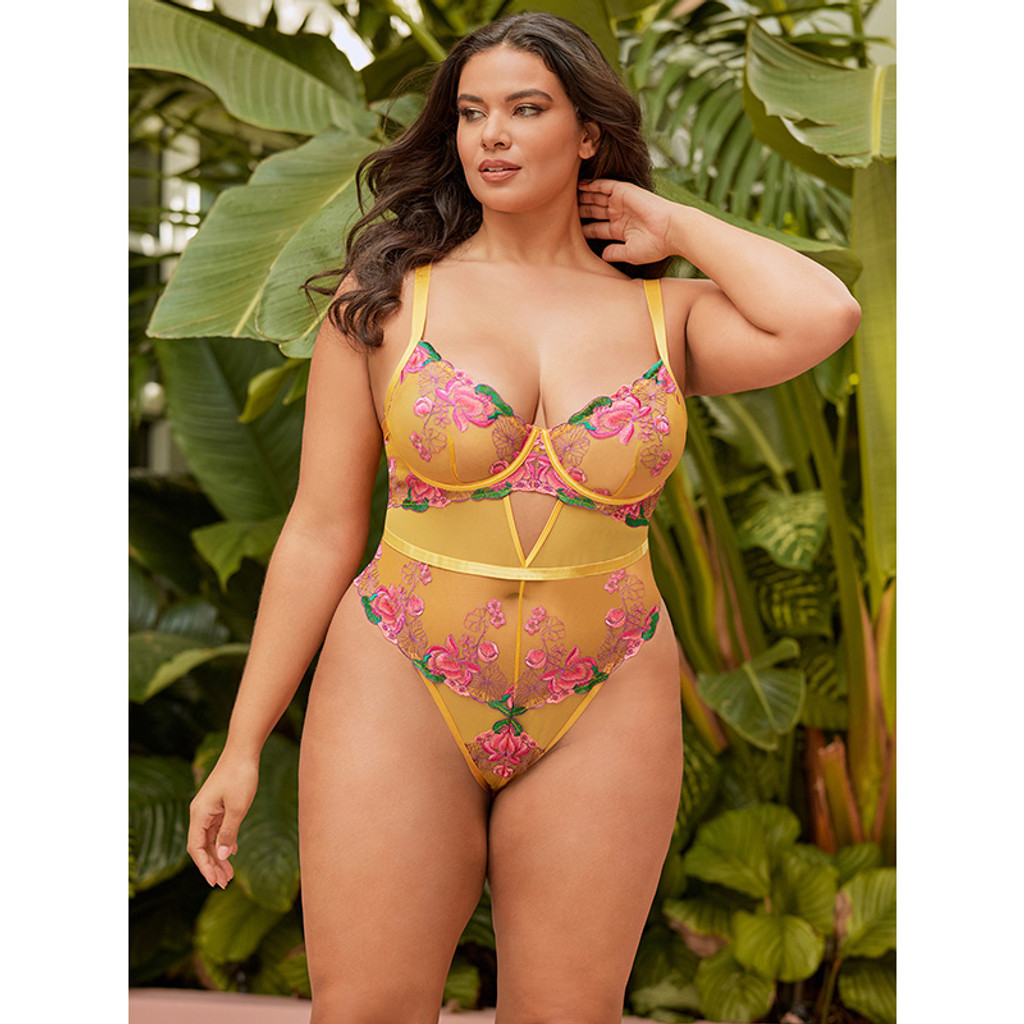 Oh La La Cheri Plus Size Elisabeth Embroidered Teddy - Lifestyle #1