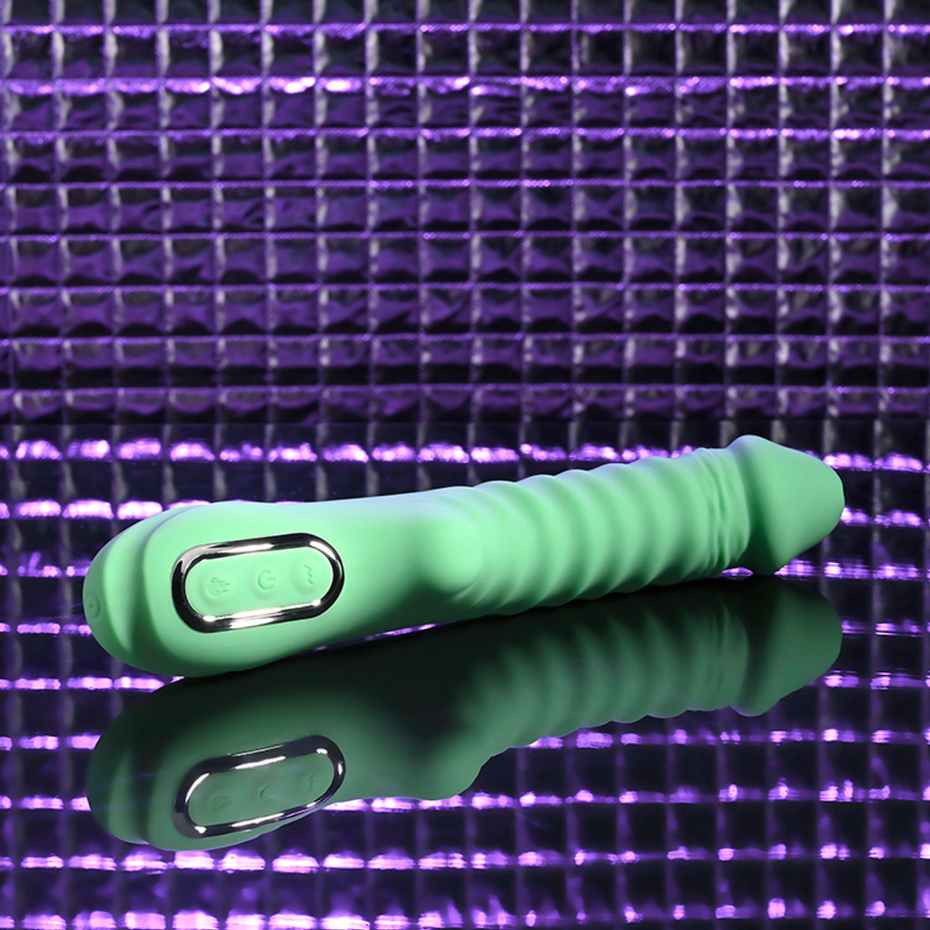 Evolved Novelties Full Throttle Realistic Vibrator - Base