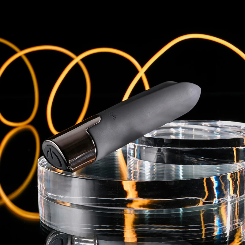 Selopa Petite Little Buddy Lipstick-Shaped Vibrator - Lifestyle #1