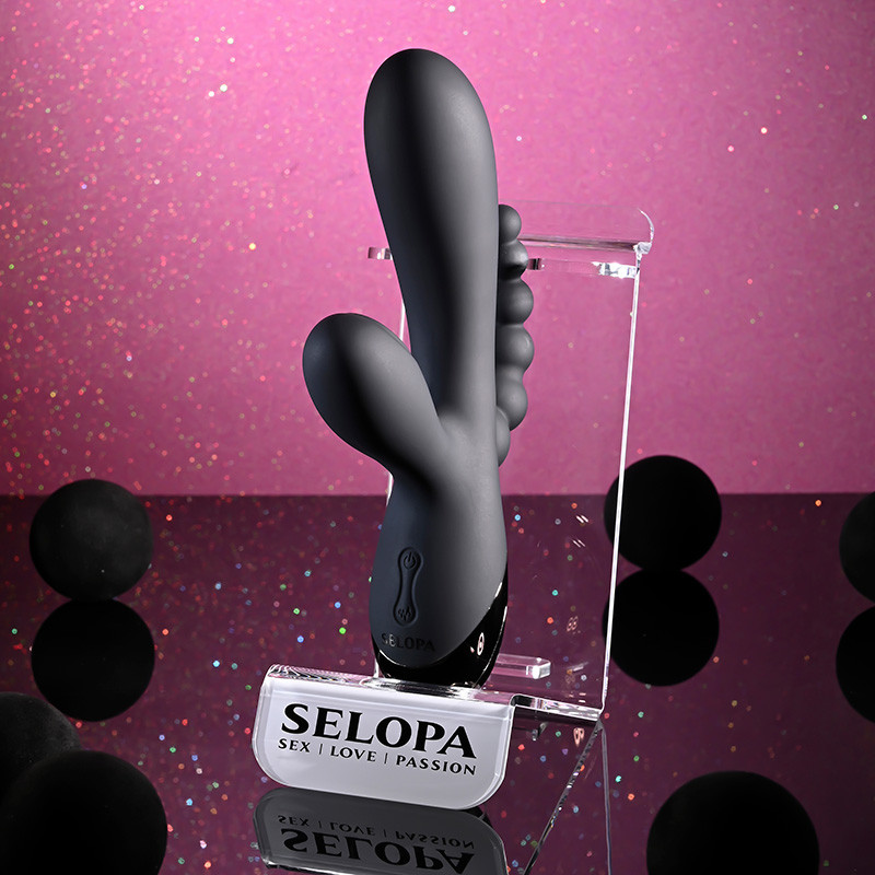 Selopa Triple Aces Triple-Shaft Vibrator - Lifestyle #4